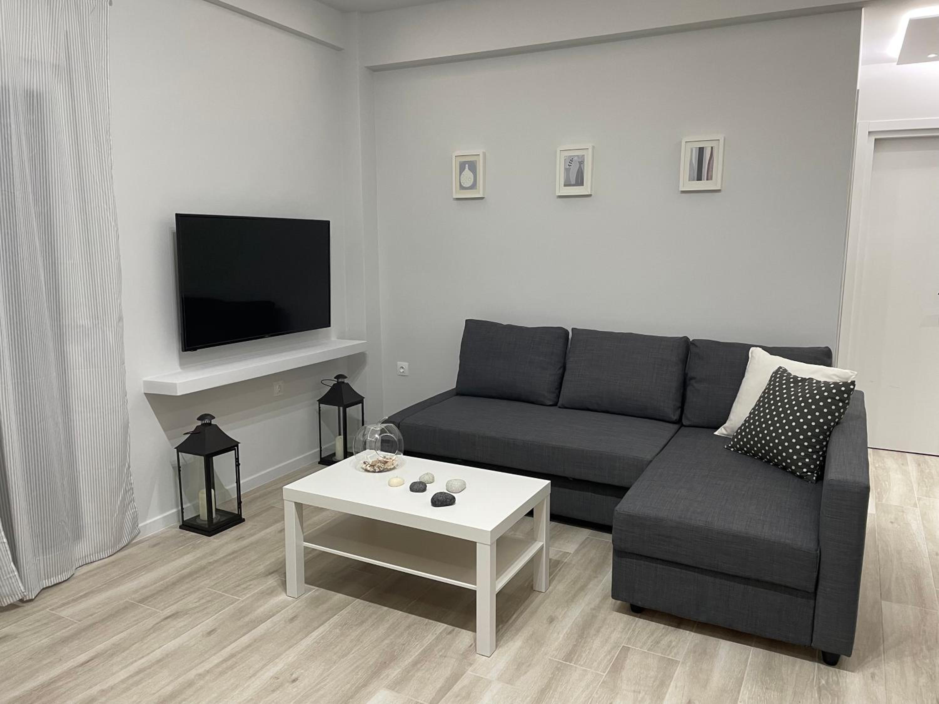 Barbara's Luxury Central Apartment view 2