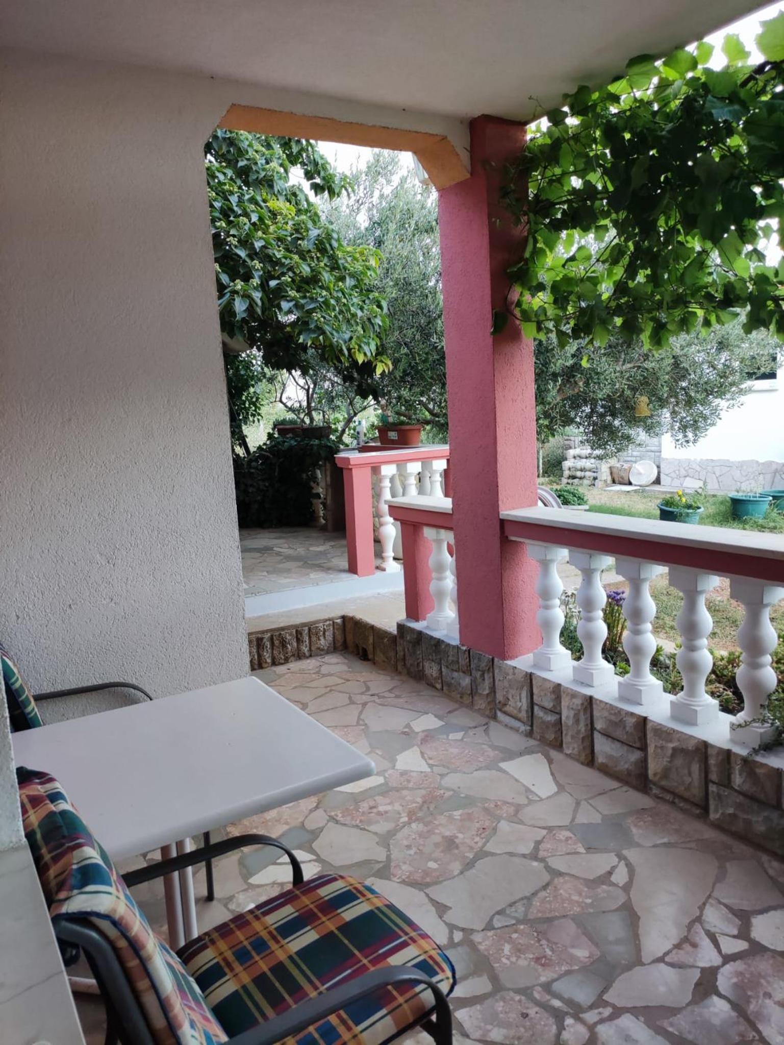 Photo 42