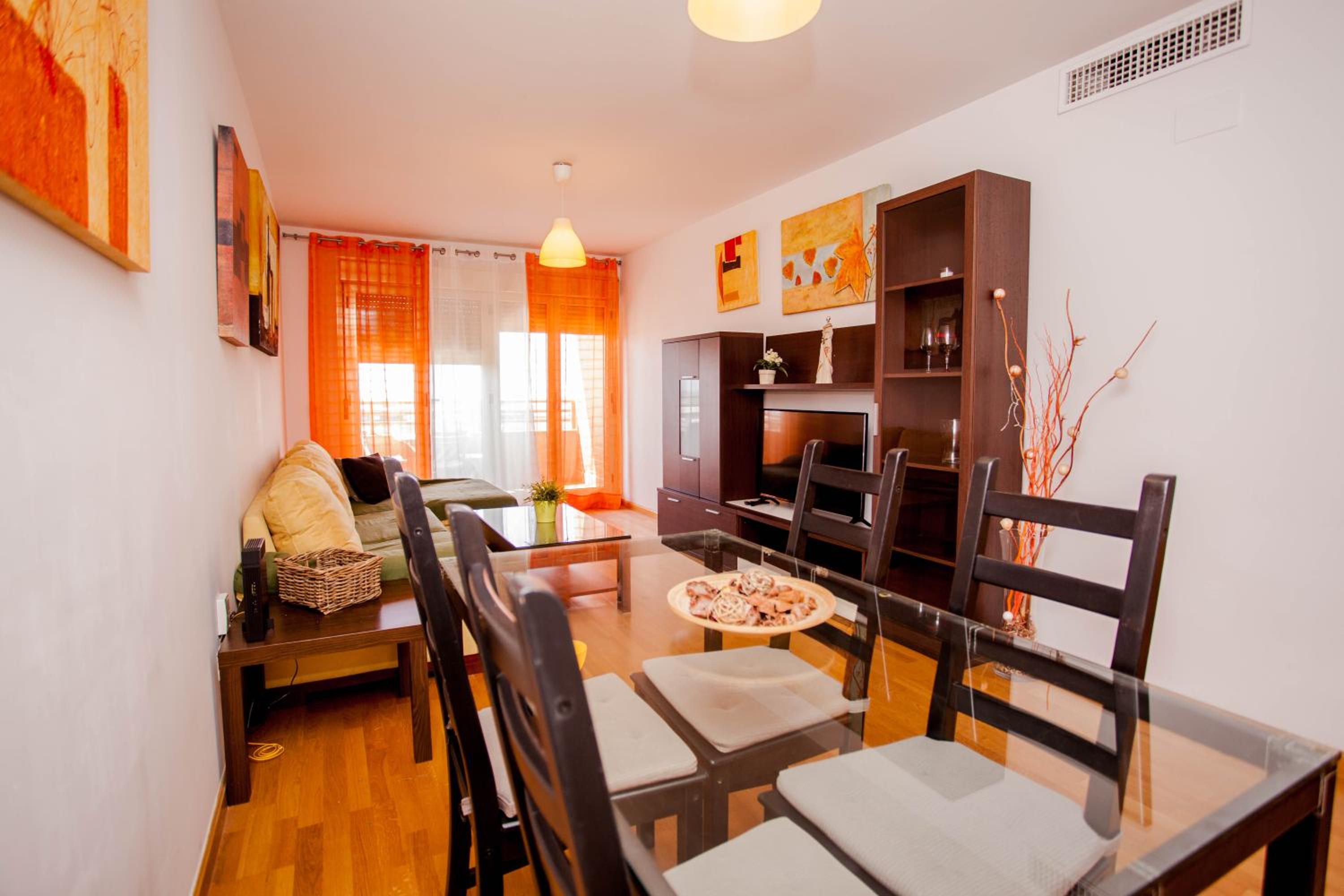 Apartamento Teatinos, Metro, Free Parking & Pool