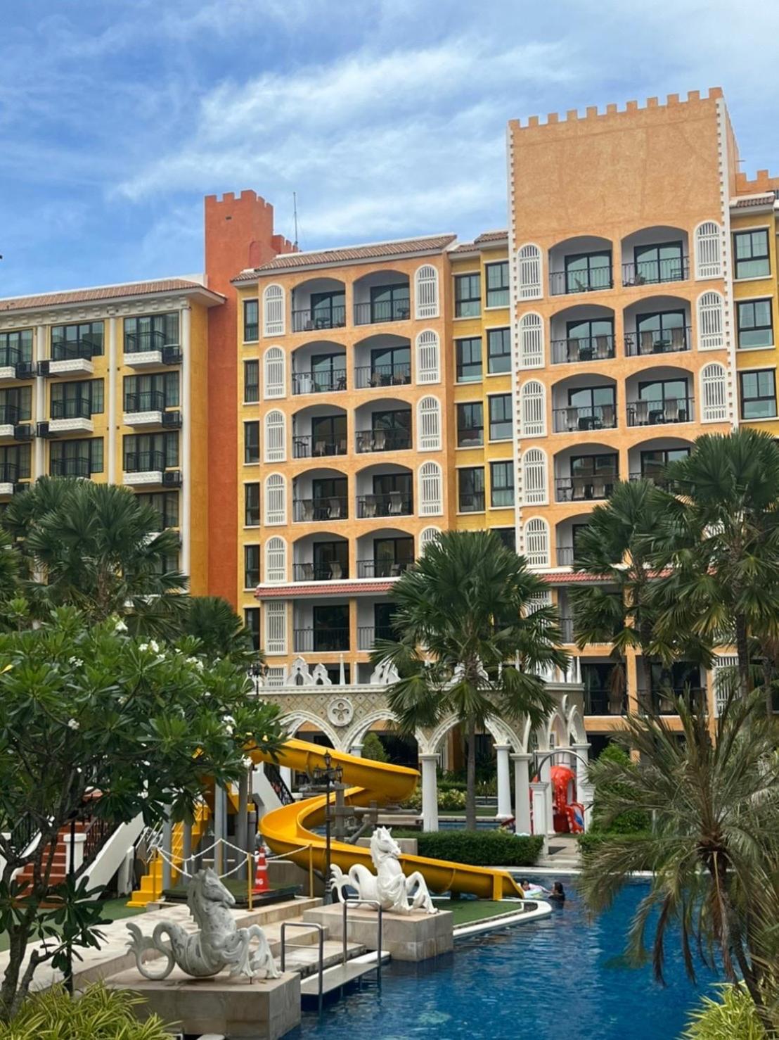 Venetian Jomtien Pool Access view 2