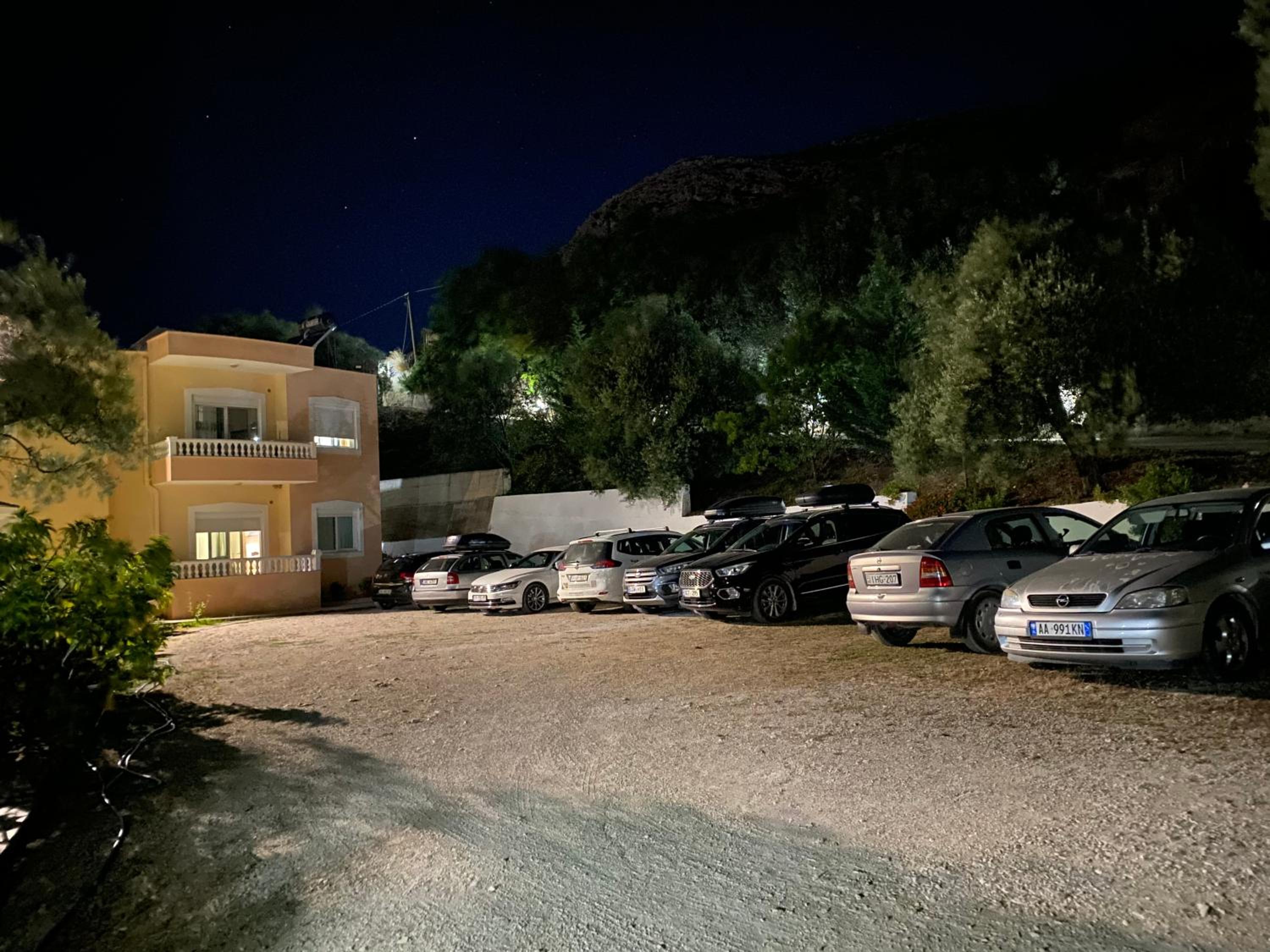 OniRana Apartments