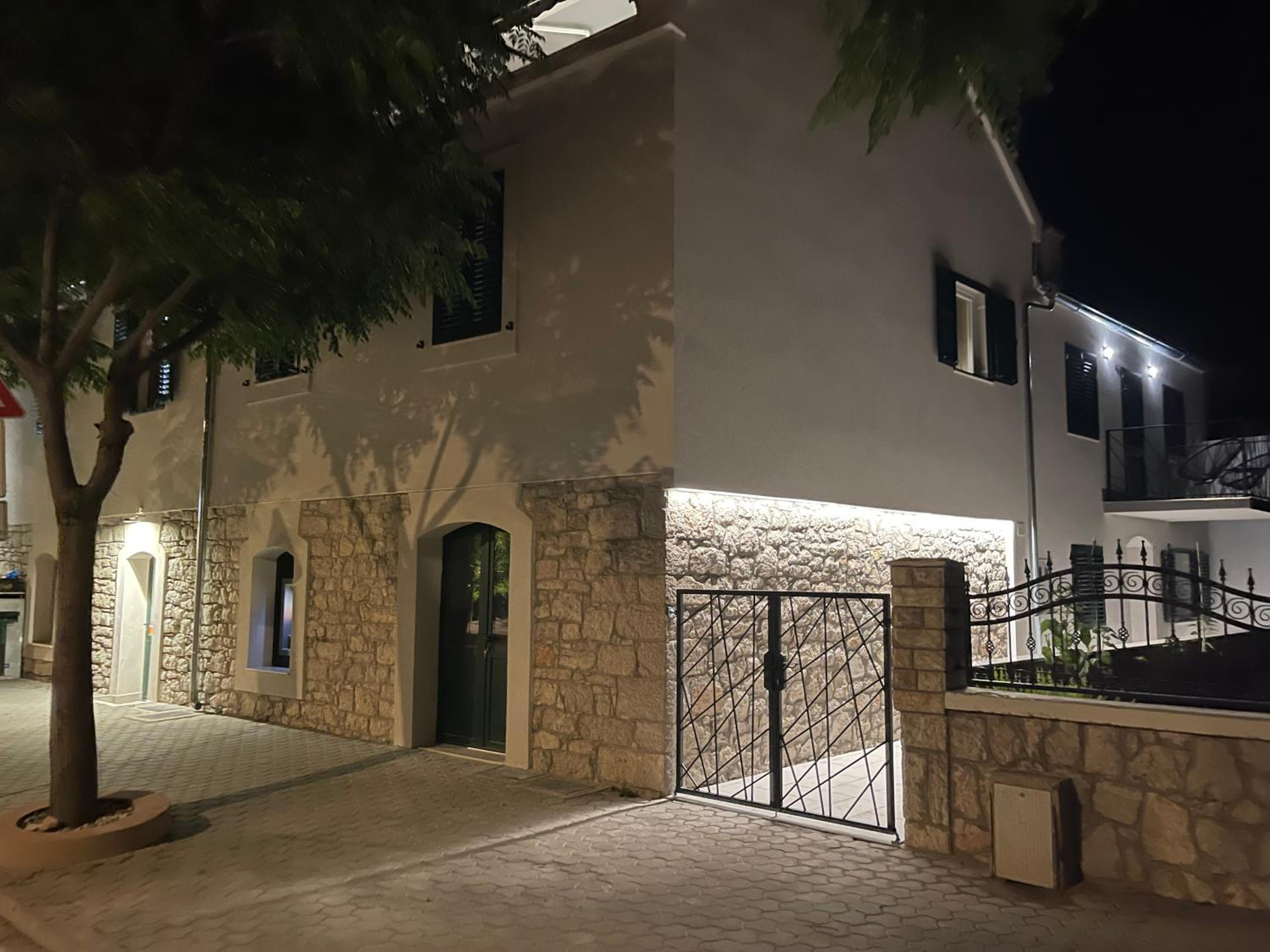 Photo 27