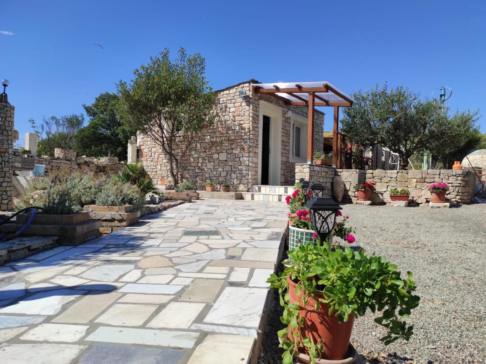 HOLIDAY HOME ZLOPOJE view 3