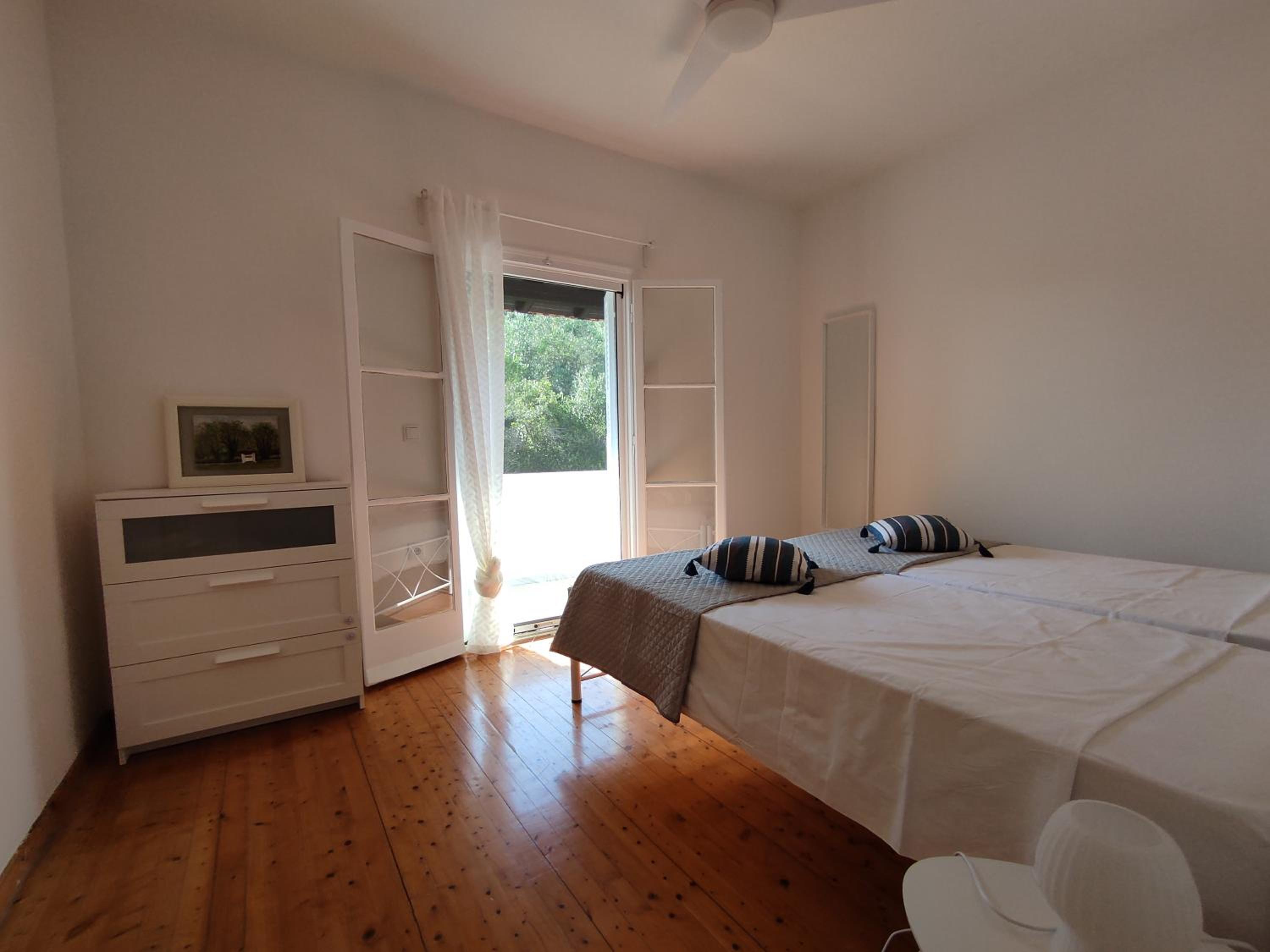 Olive Hill House view 4