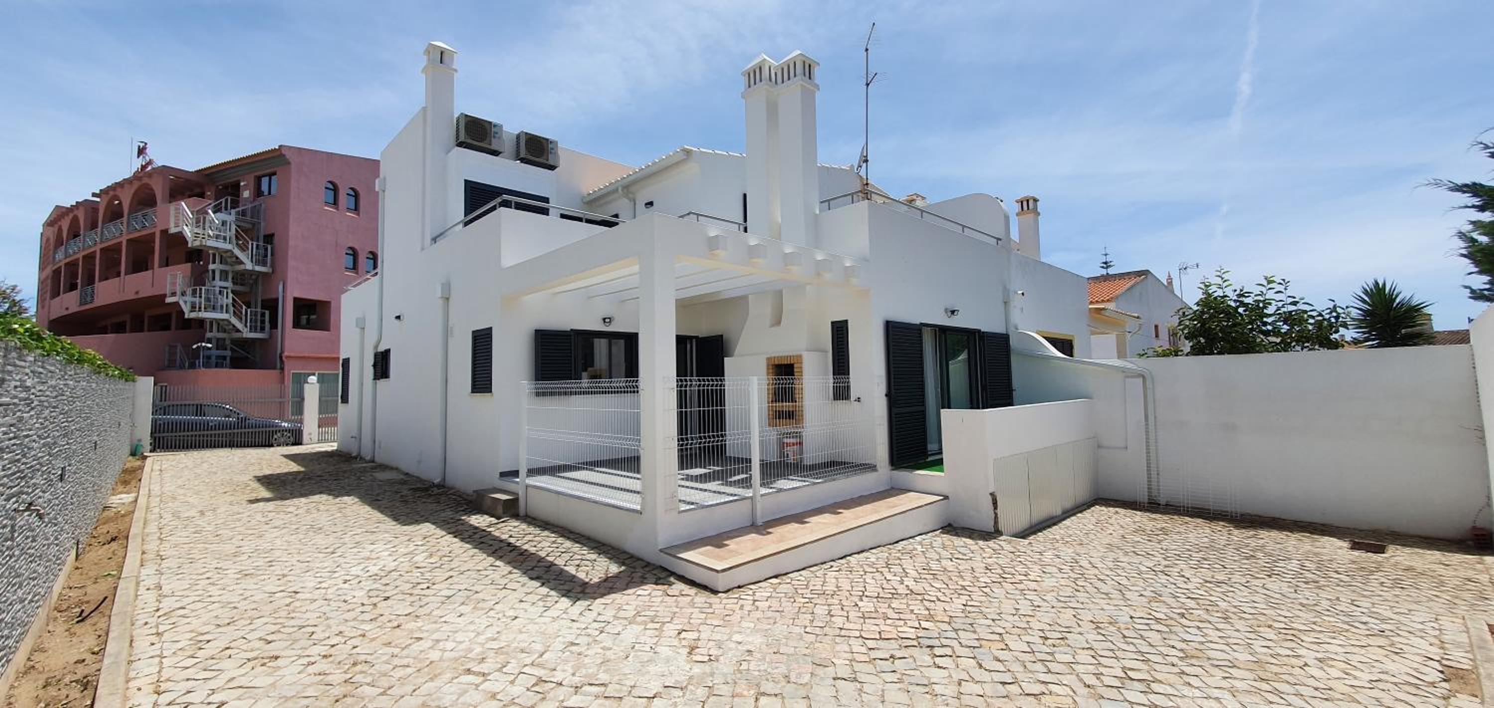 Beach View Vela House