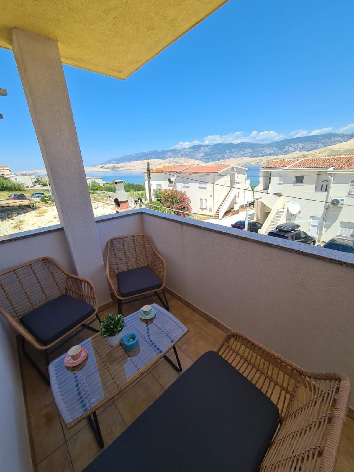 Blue sky apartment view 5
