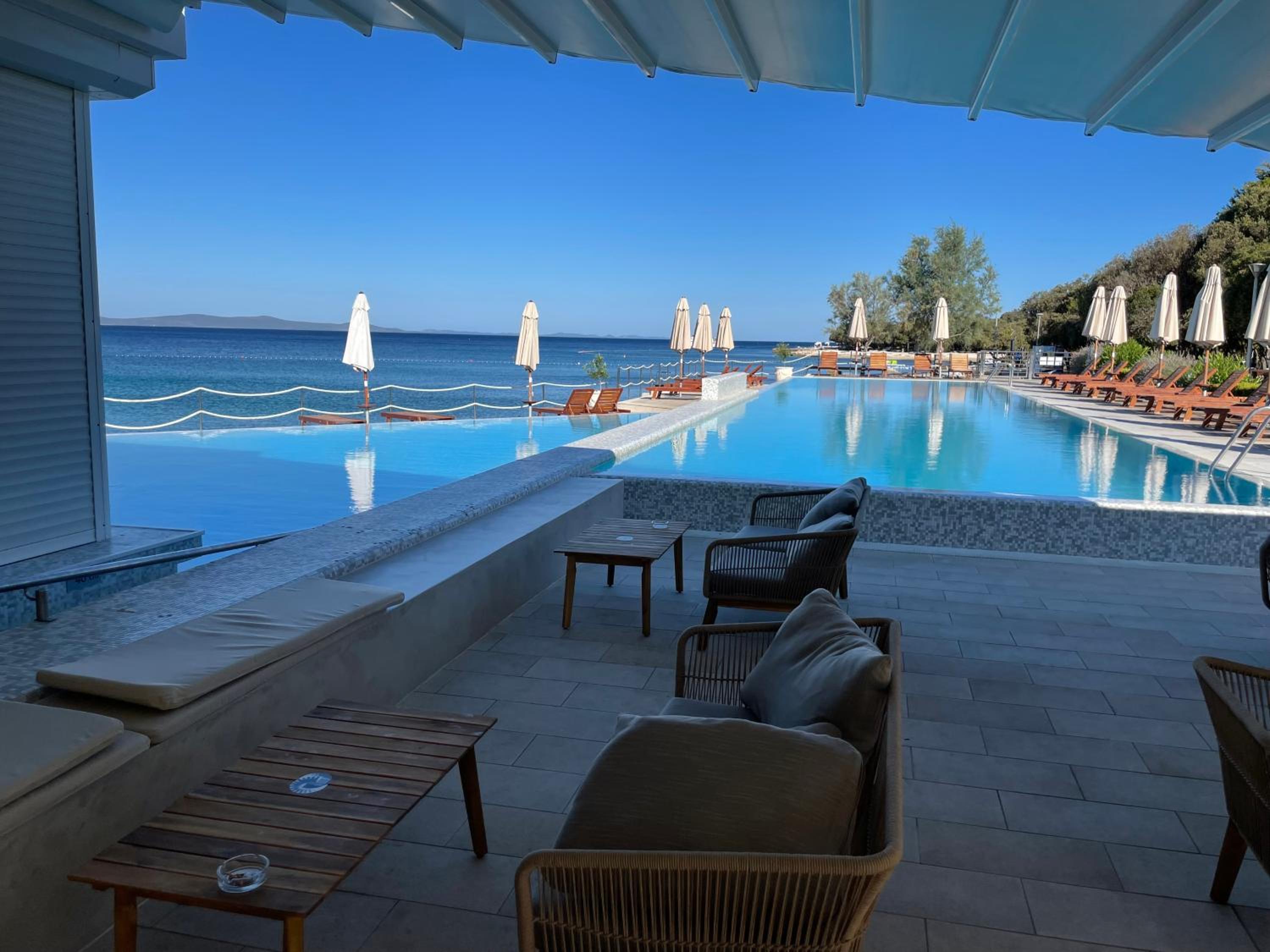 Luxury two-floor apartment in Petrčane with garden and pool view 5