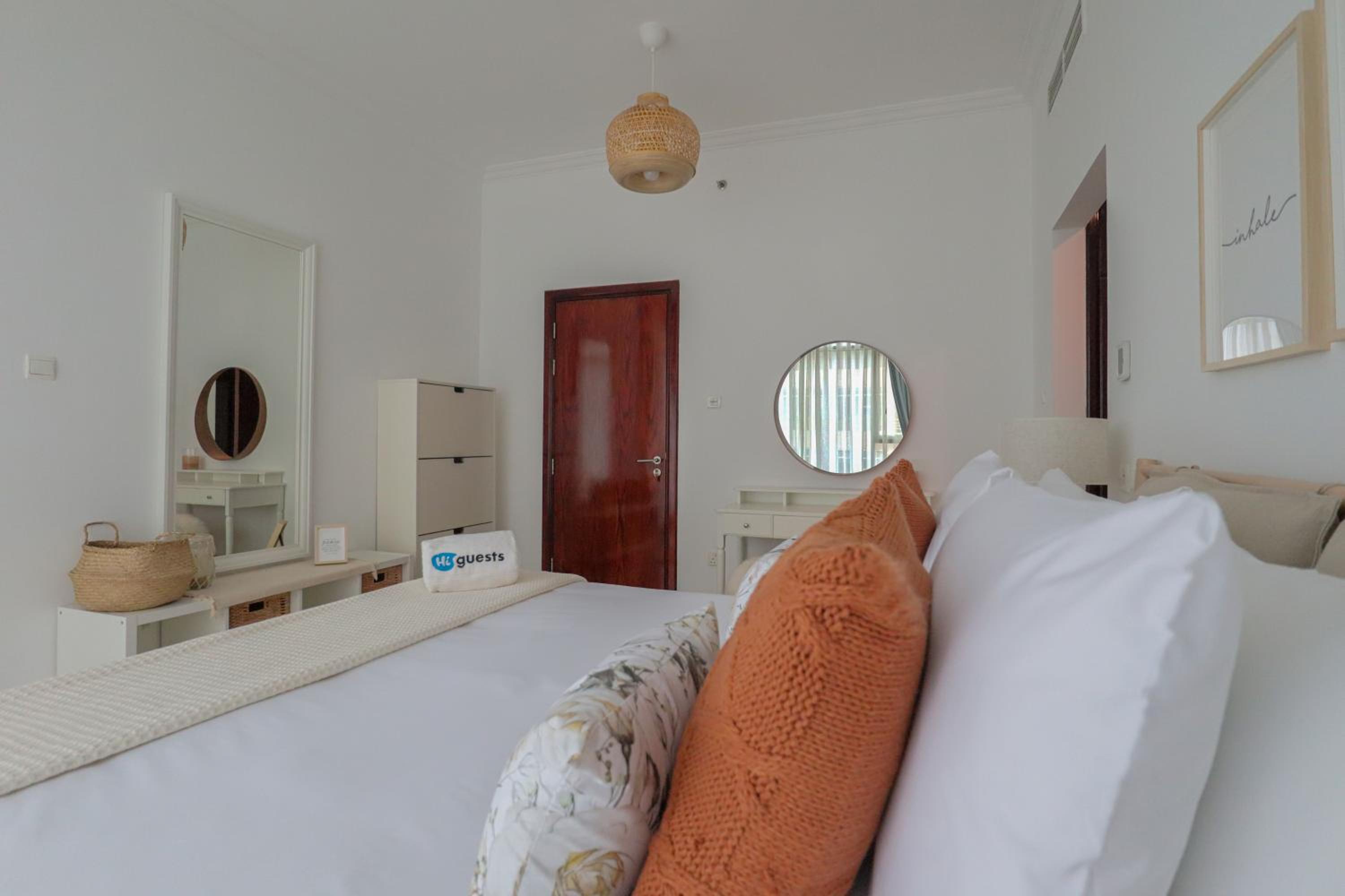 HiGuests - Charming Apartment with Marina and Dubai Eye views
