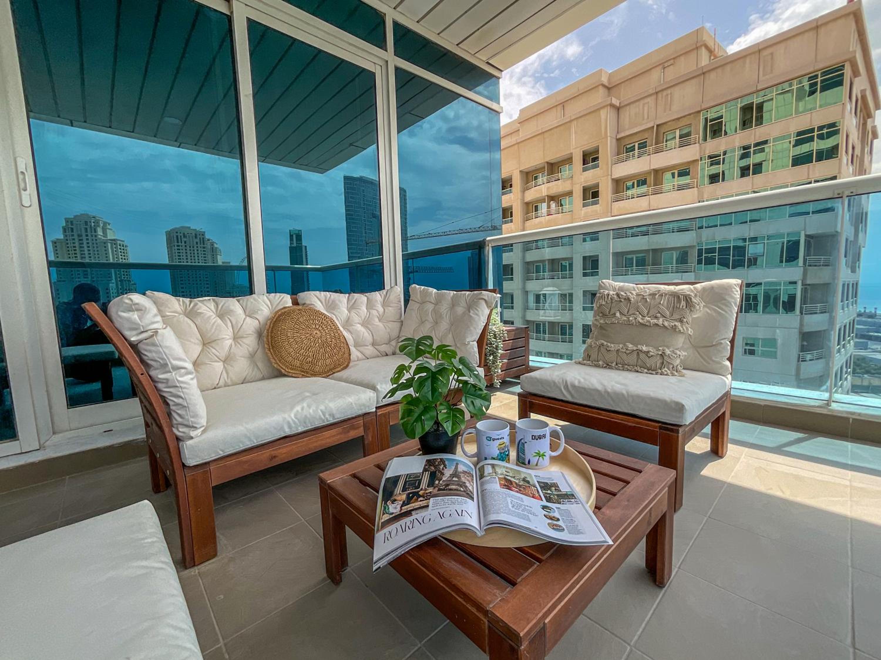 HiGuests - Charming Apartment with Marina and Dubai Eye views