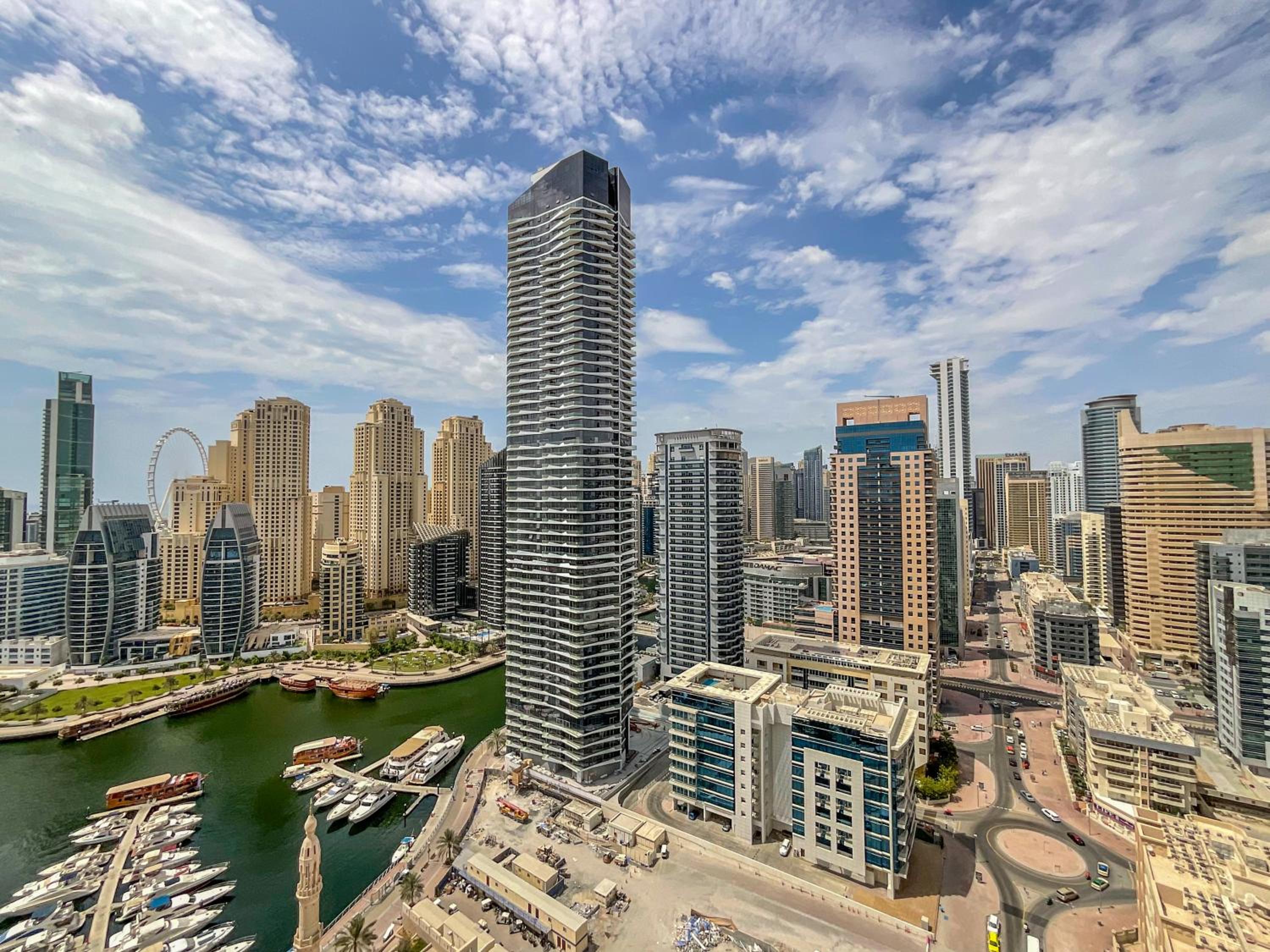 HiGuests - Charming Apartment with Marina and Dubai Eye views