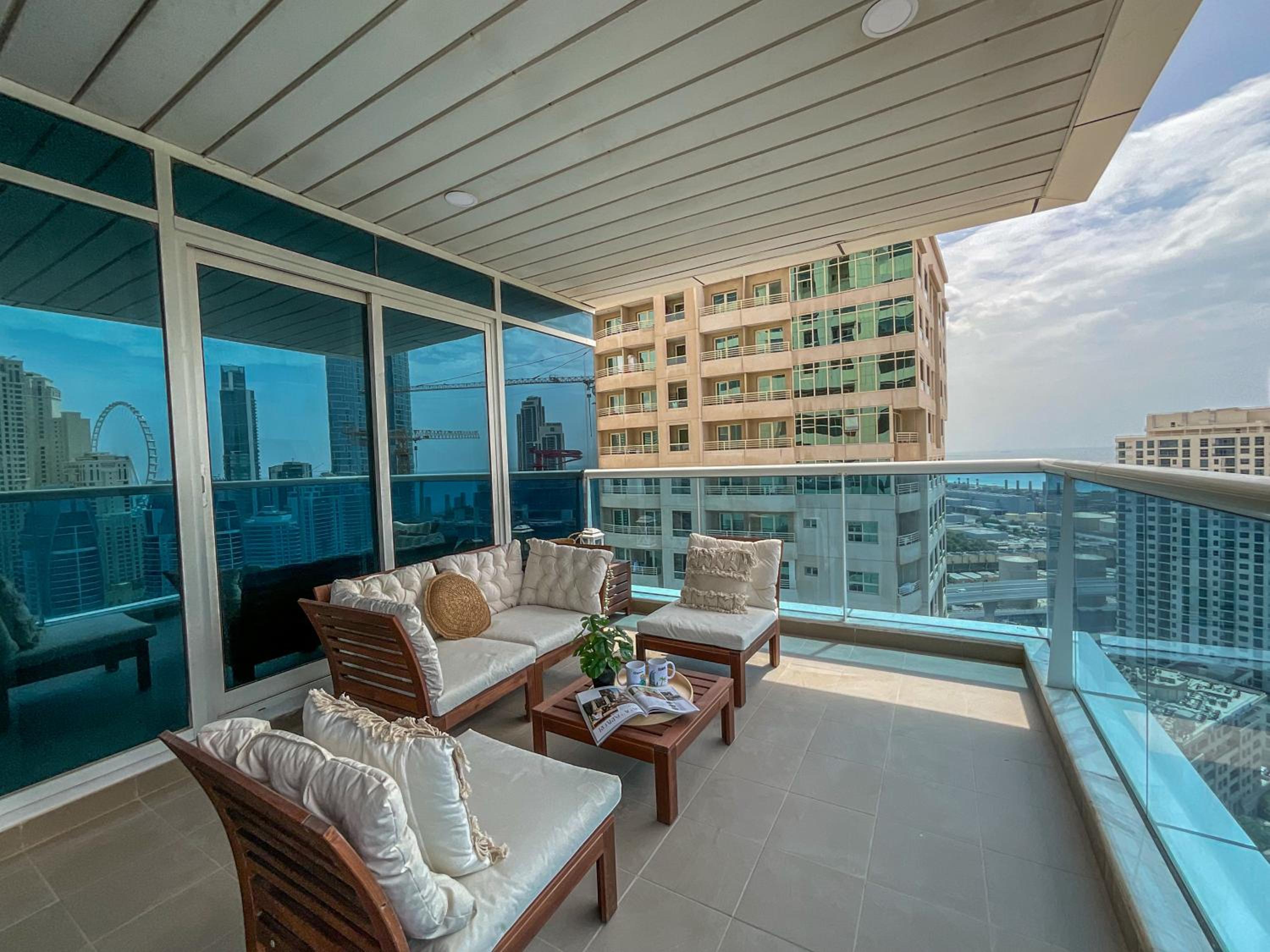 HiGuests - Charming Apartment with Marina and Dubai Eye views