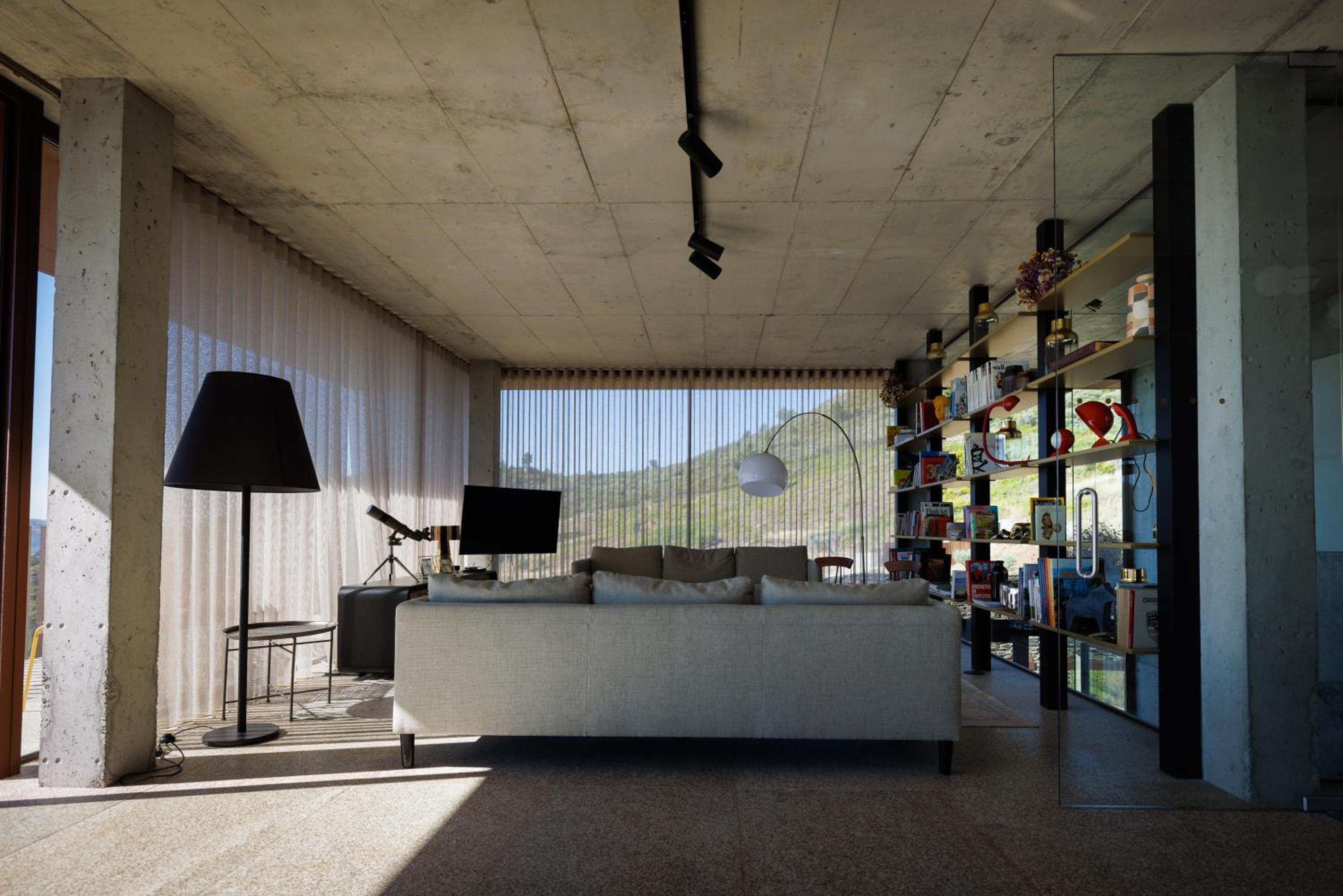 BONELLI HOUSE