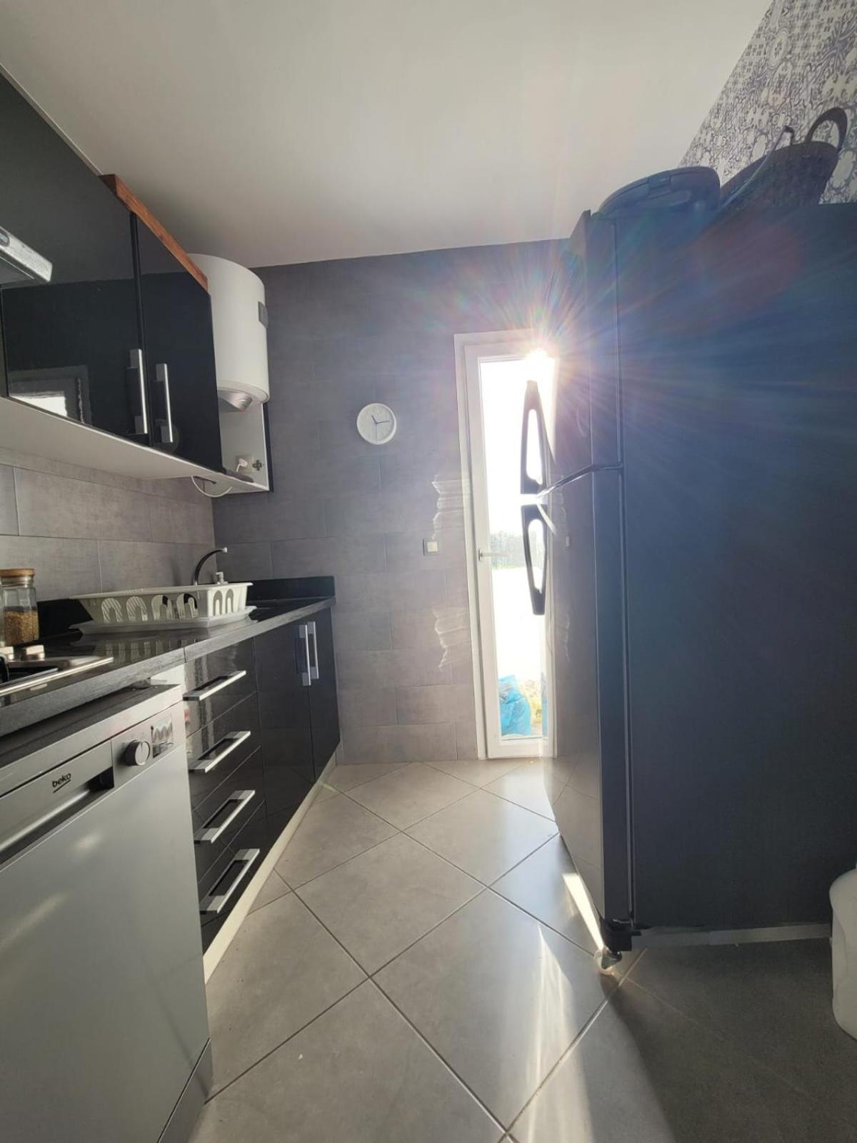 Bel appartement à Cabonegro avec piscine