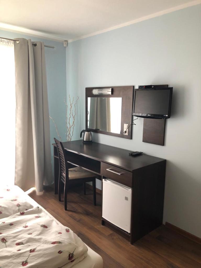 Photo 16