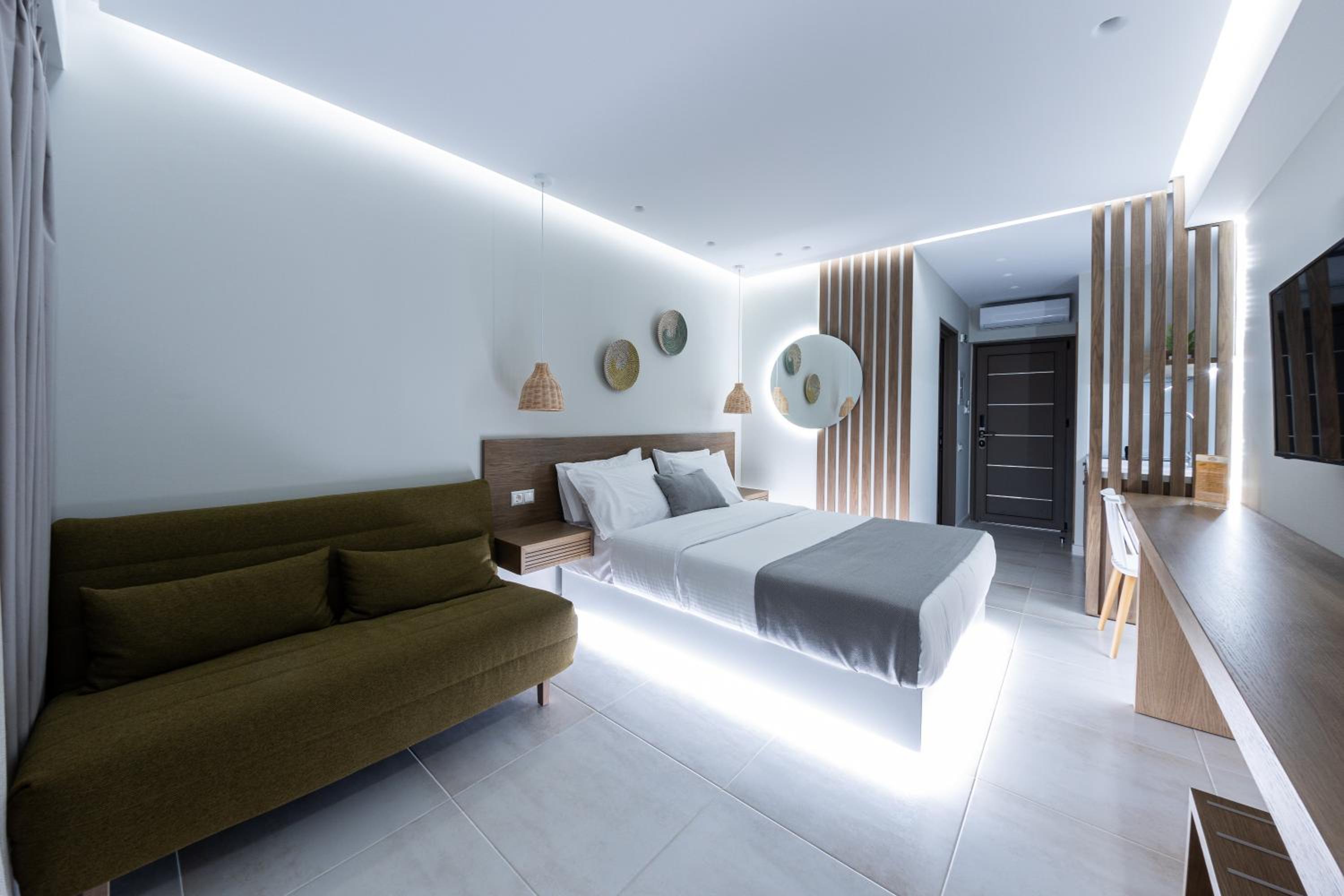 Ammos Luxury Apartments view 4