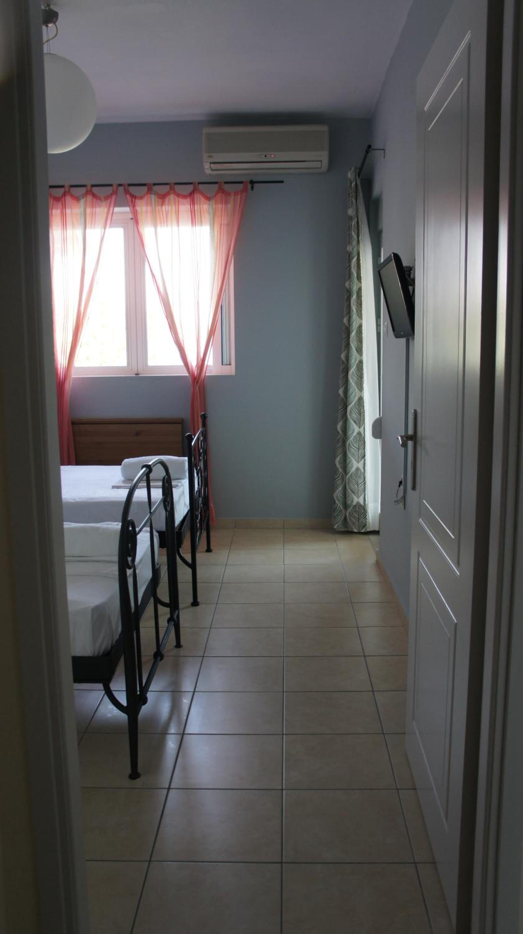 Photo 37