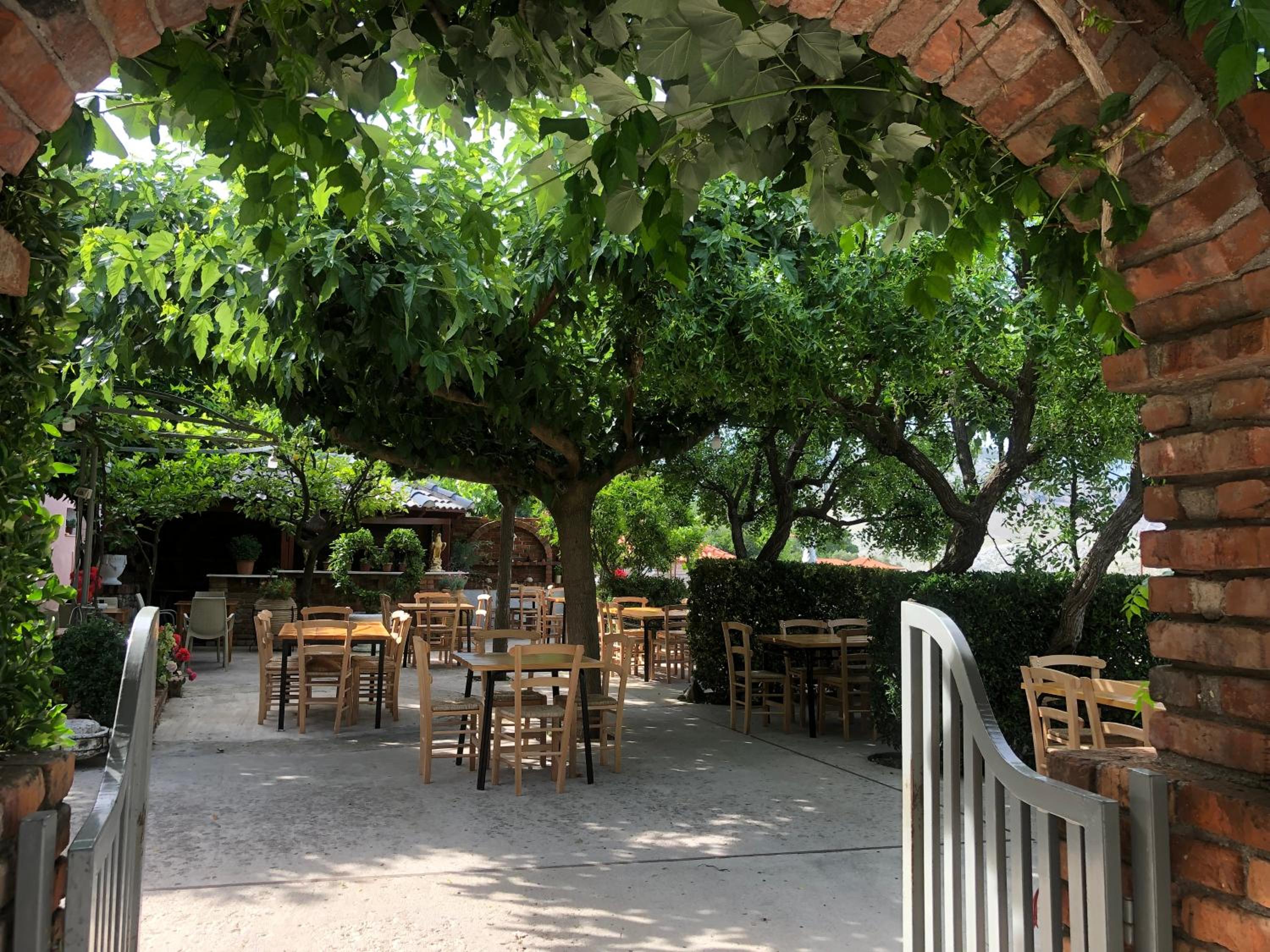 Villa Muzhaqi