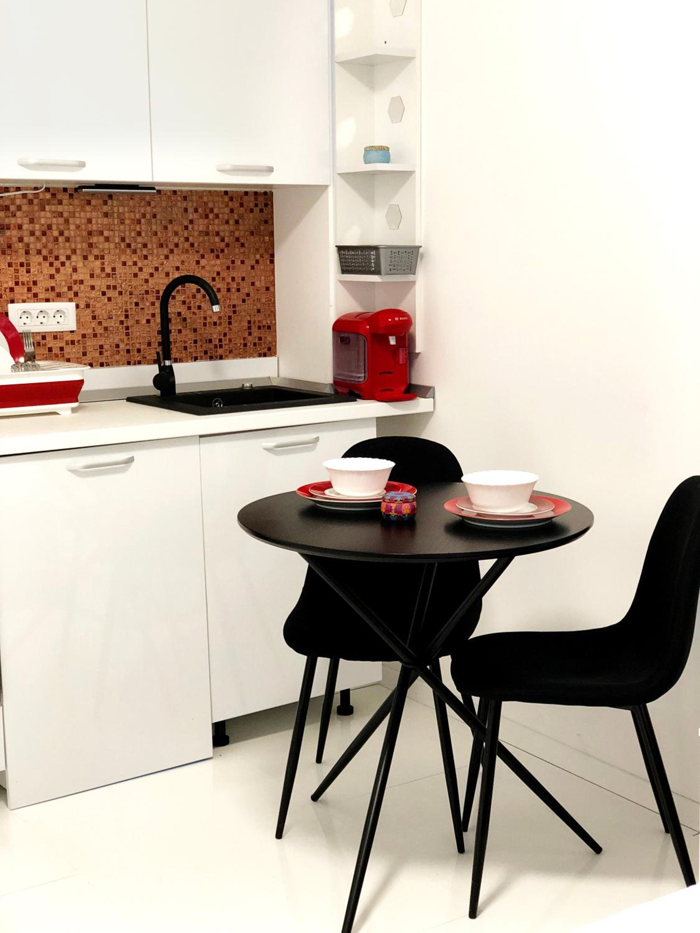 Studio Mirage Mamaia view 5