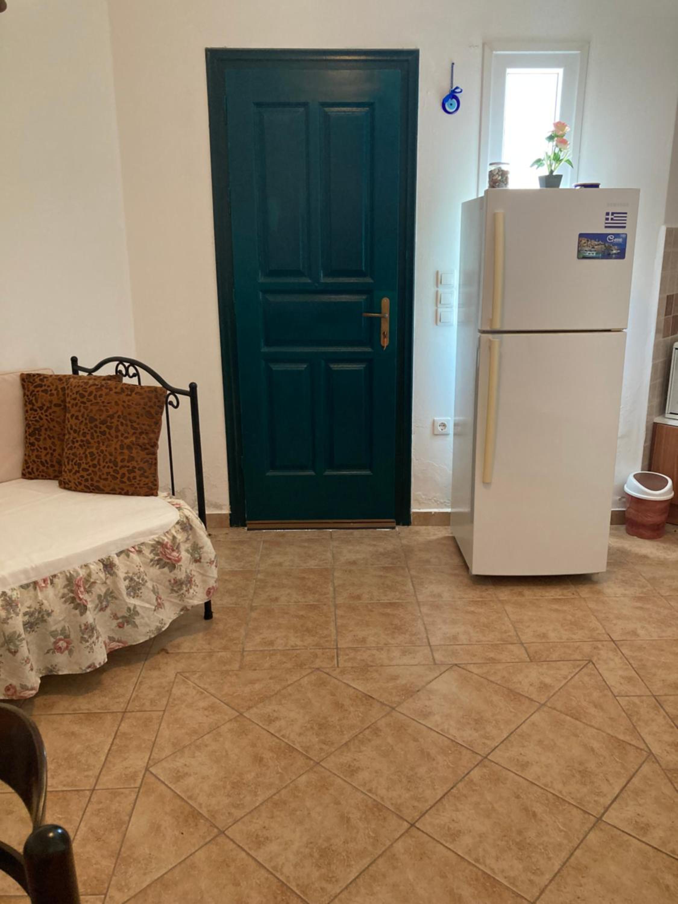 AGKYRA Rooms (Love) view 3