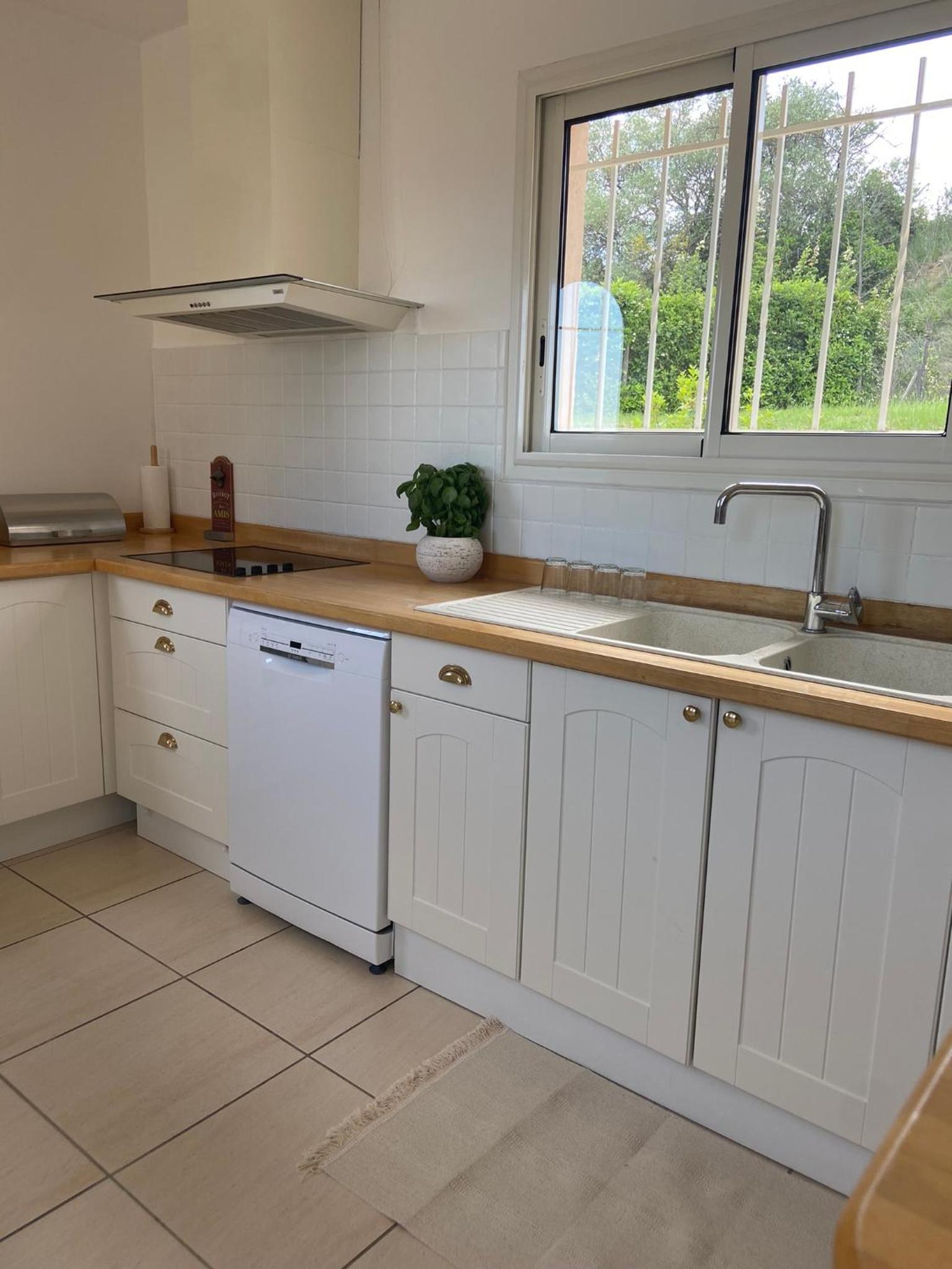 Les Hauts de la Pinede - Villa avec Piscine, Jacuzzi et Boulodrome privatifs - Property Image 2