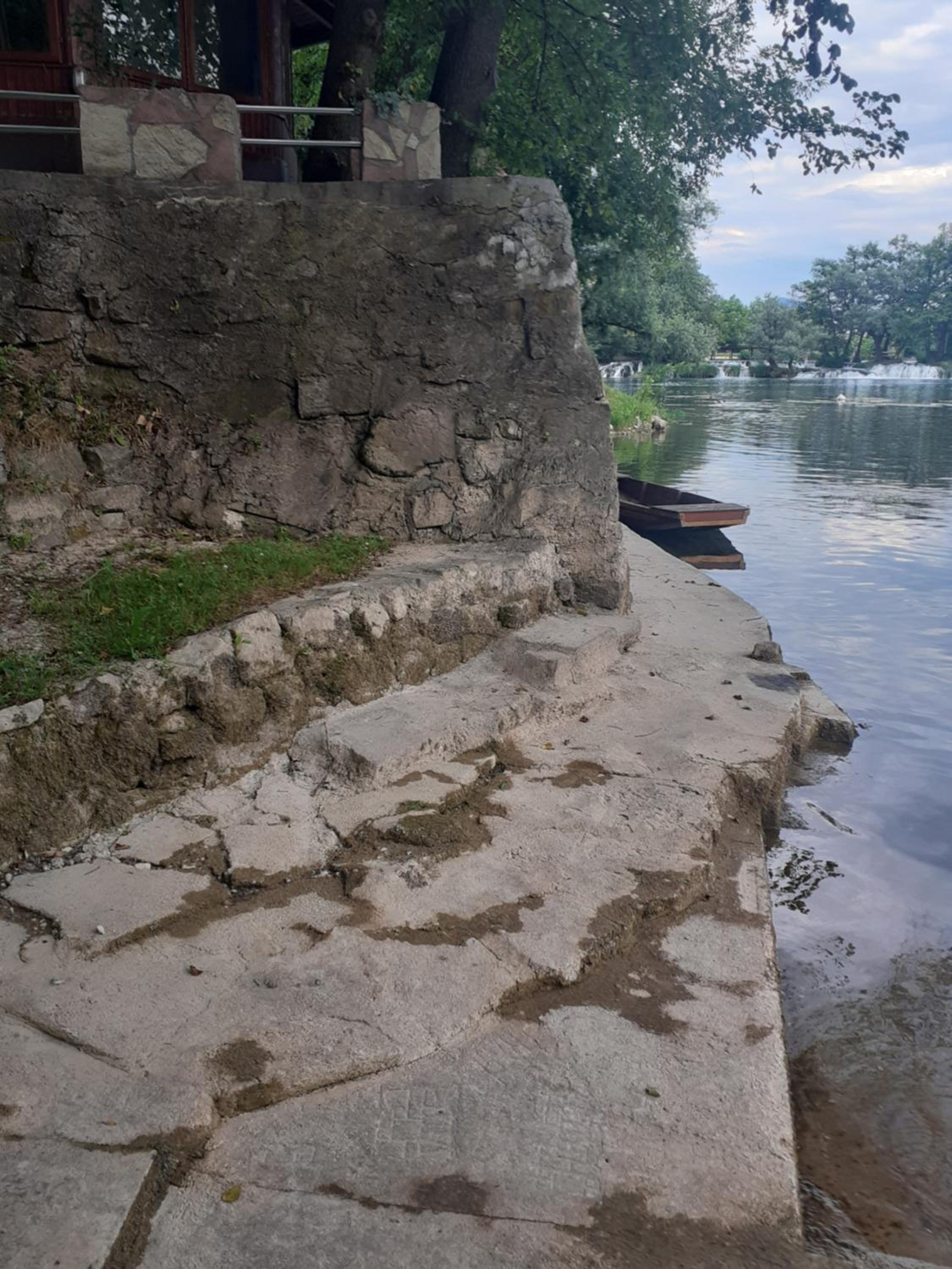 Apartman Dalal - with access to river Una