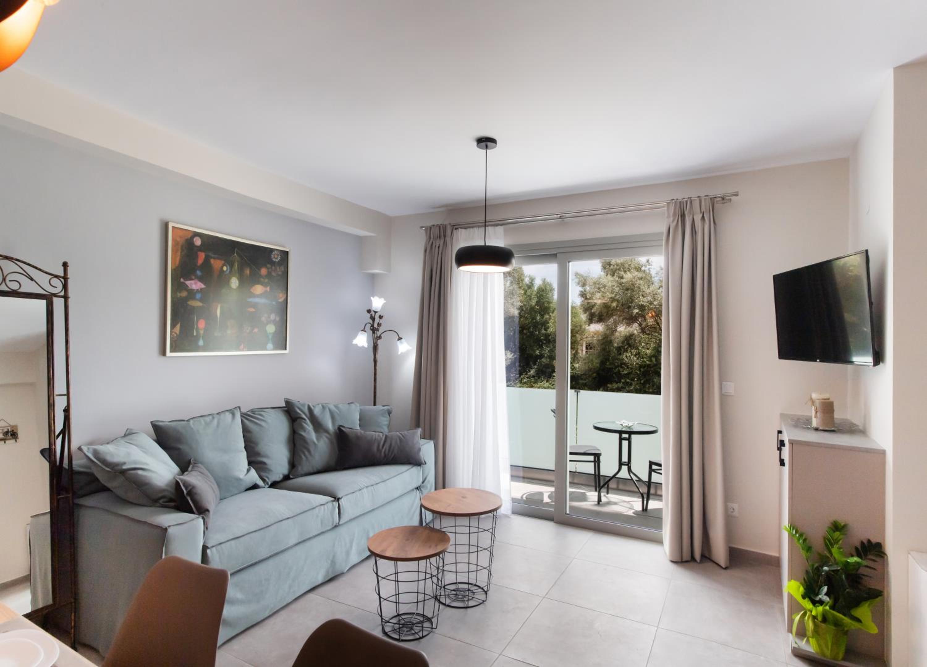 Deluxe Olga Apartments B photo 2