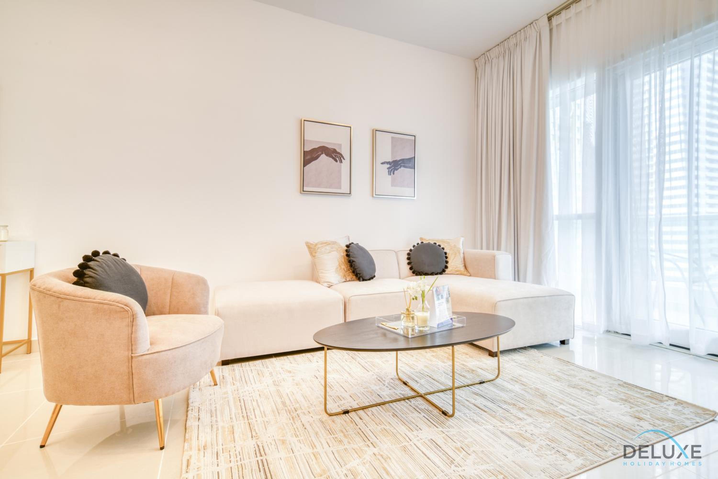 Upscale 1BR at Marina Pinnacle Dubai Marina by Deluxe Holiday Homes