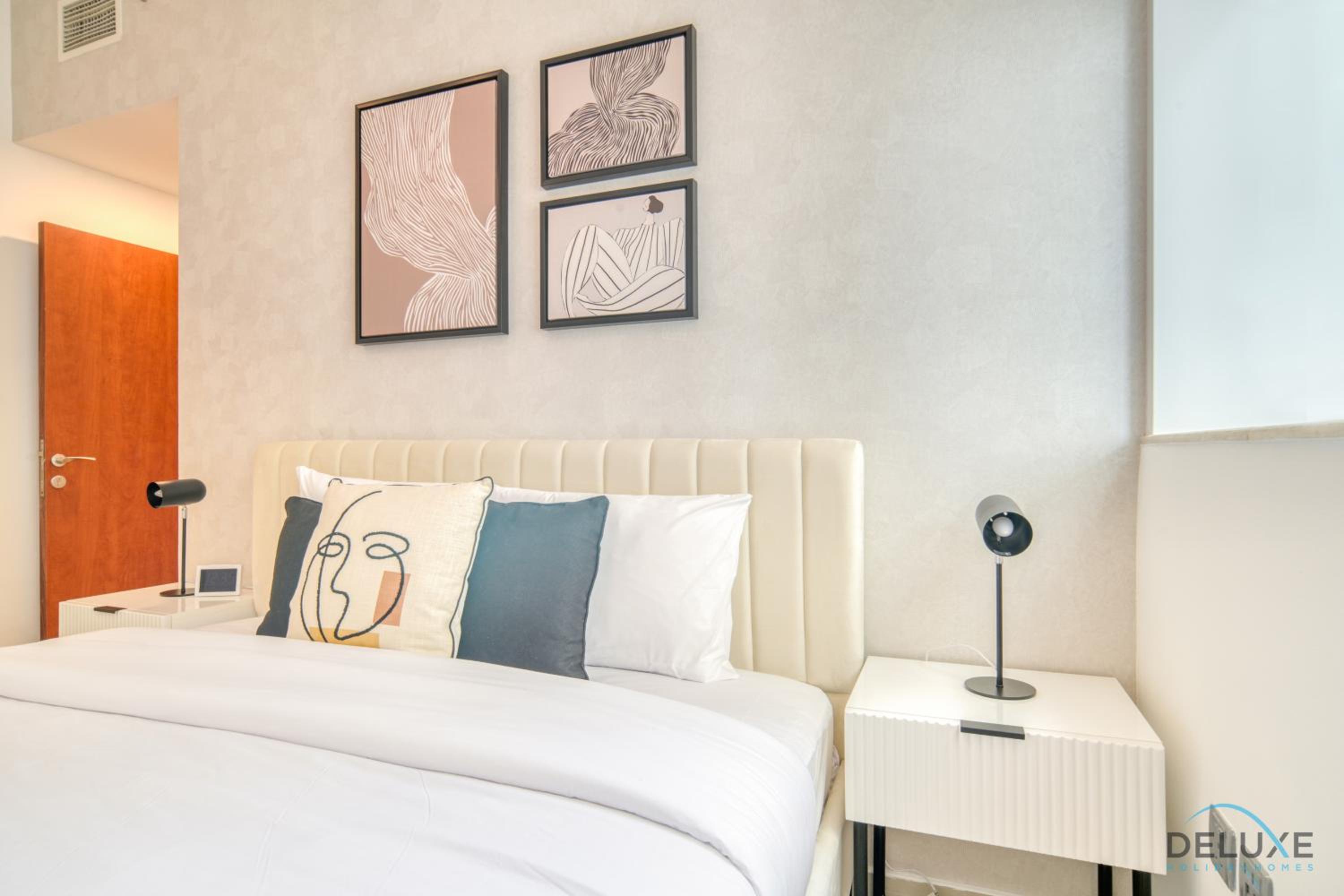 Upscale 1BR at Marina Pinnacle Dubai Marina by Deluxe Holiday Homes