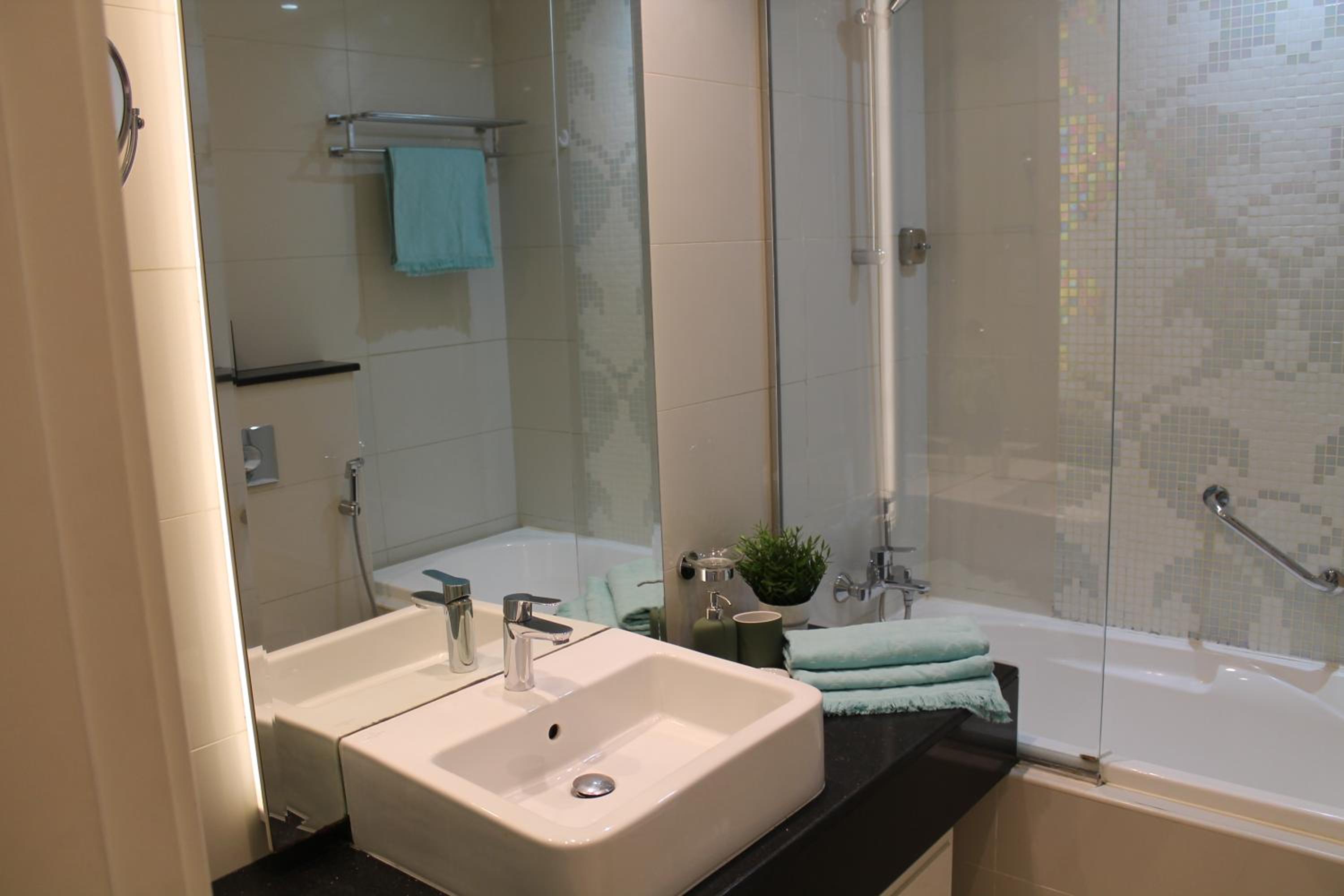 Spacious one bedroom close to Burj Khalifa, Dubai Mall in Business Bay