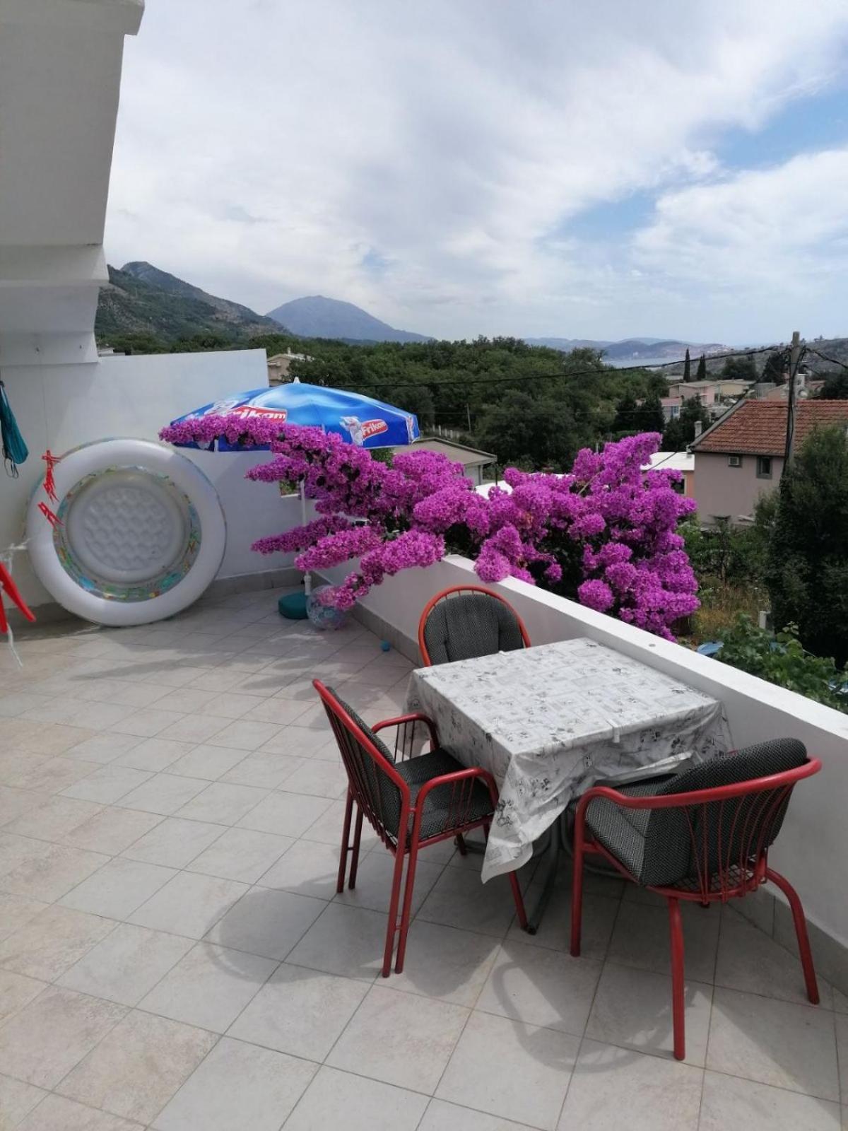 Apartman Lenka view 2