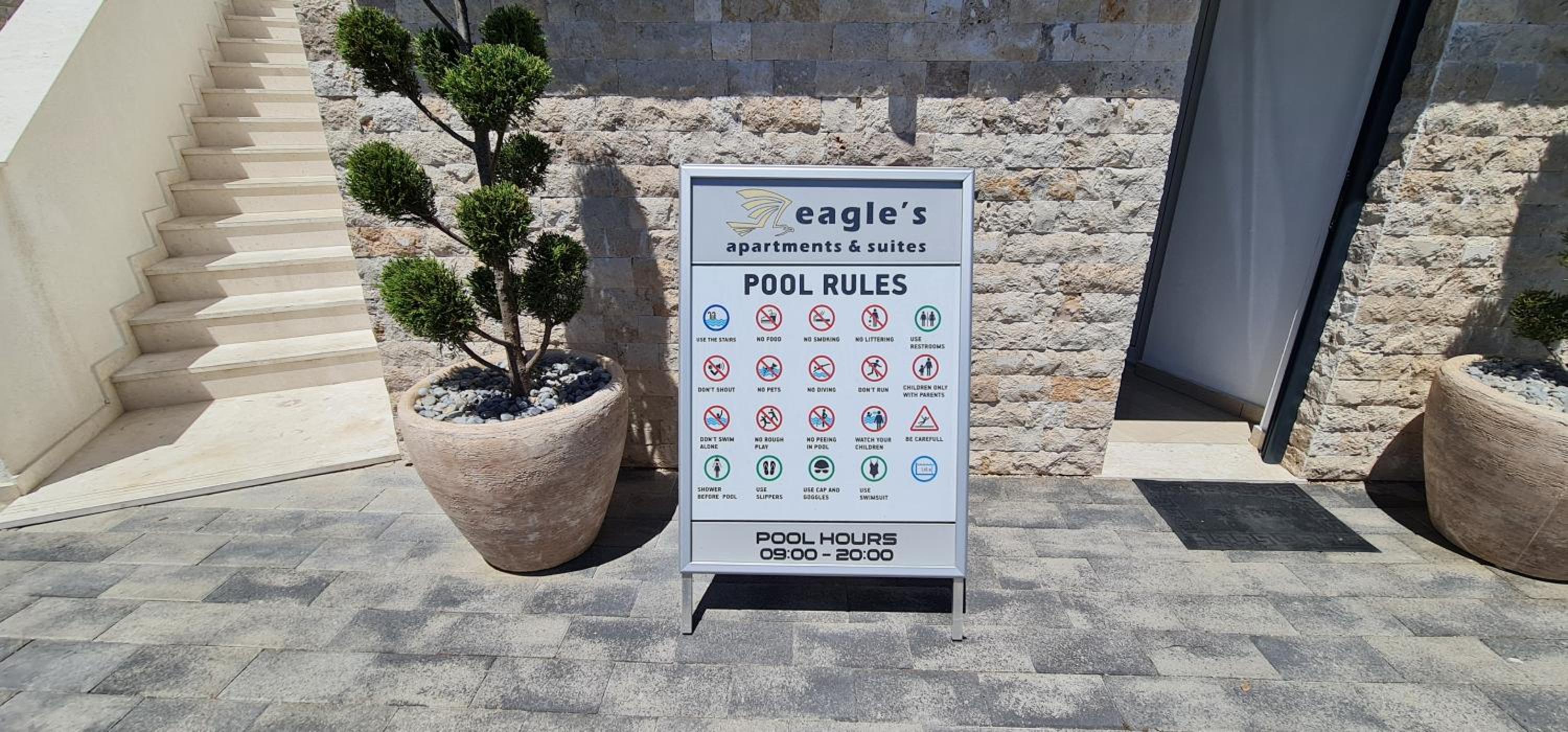 SeaView Apartment & Pool view 4