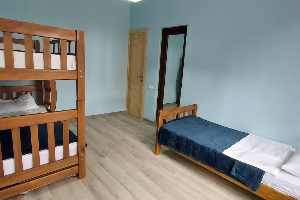Beachfront 4-bedroom home in Kaprovani pine forest