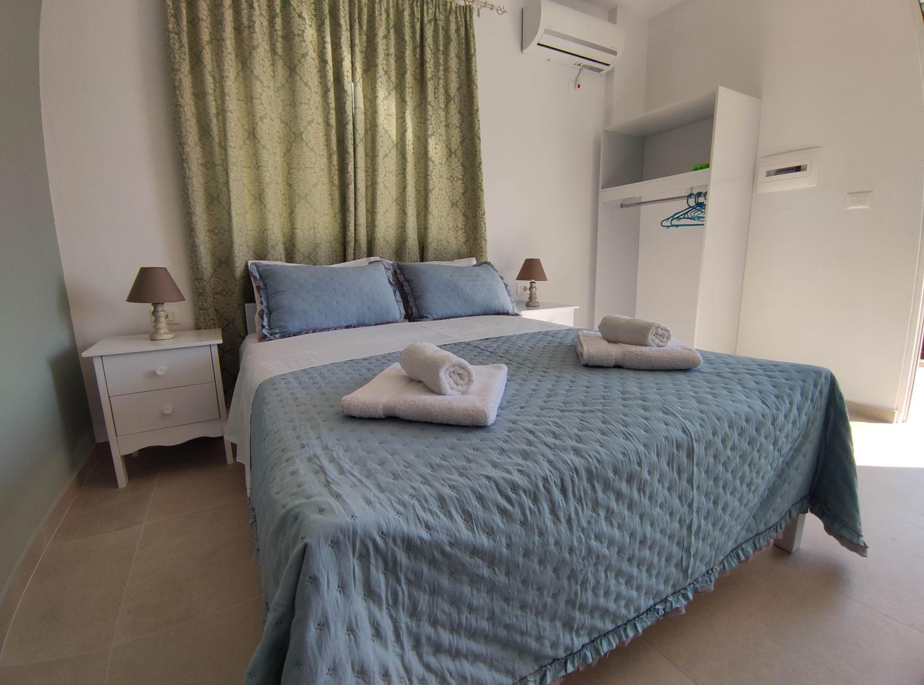 Ionia Apartments