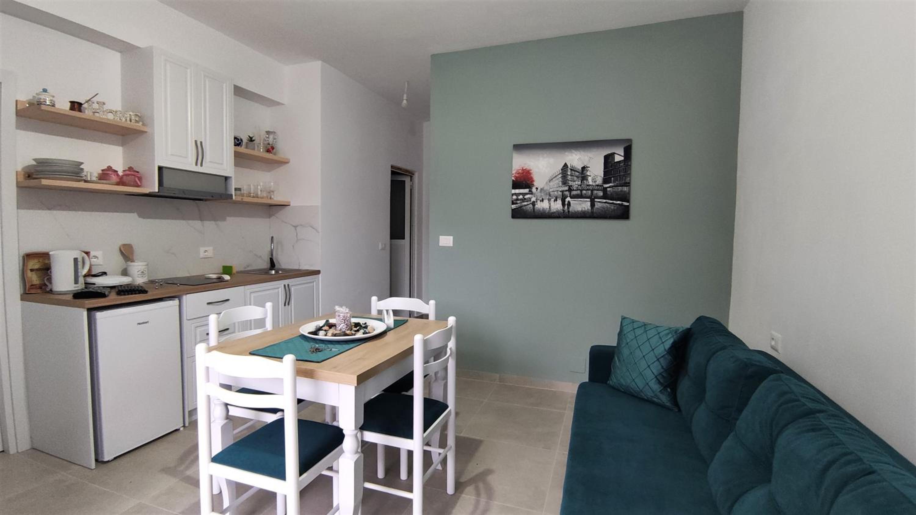 Ionia Apartments
