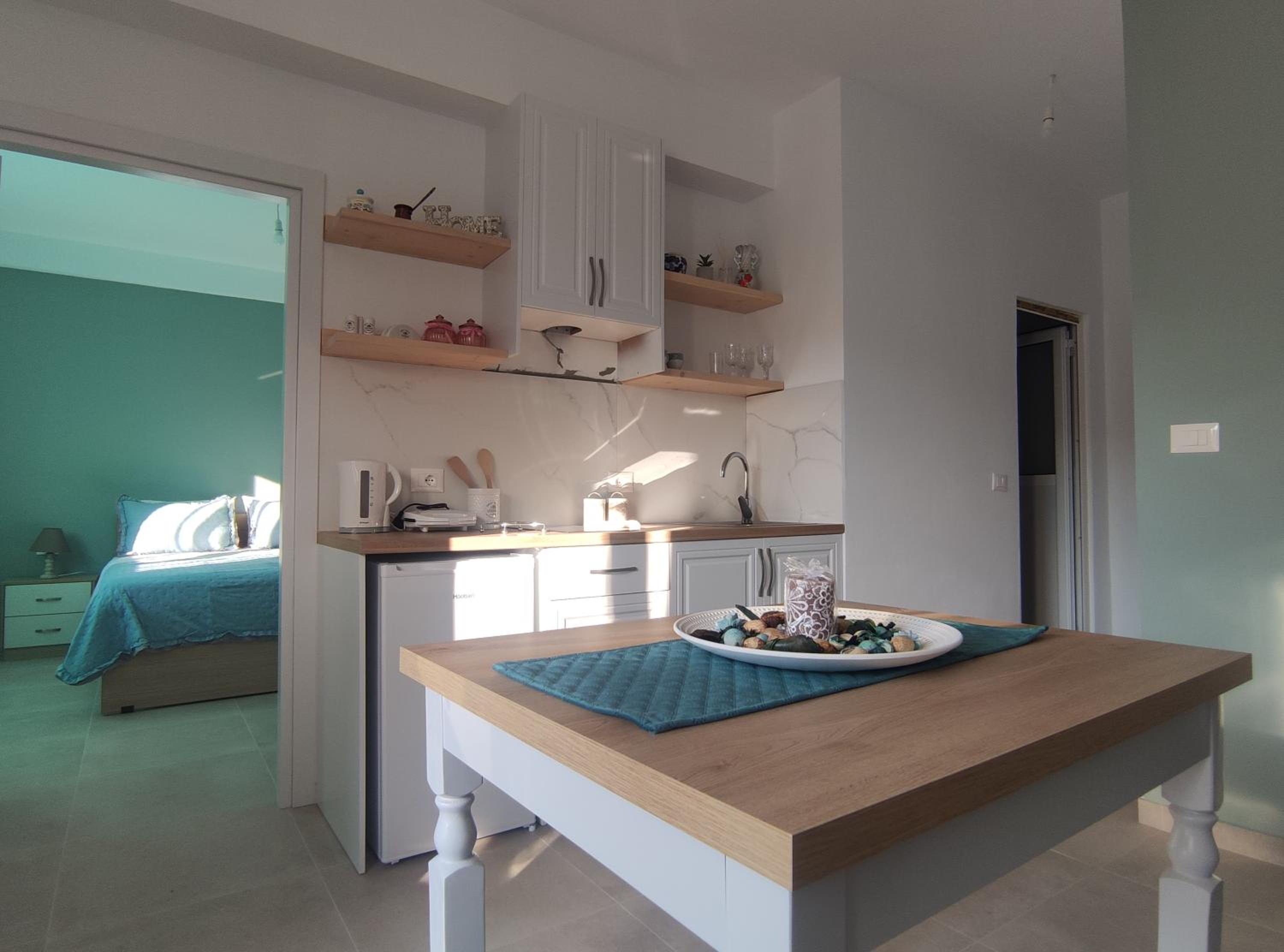 Ionia Apartments