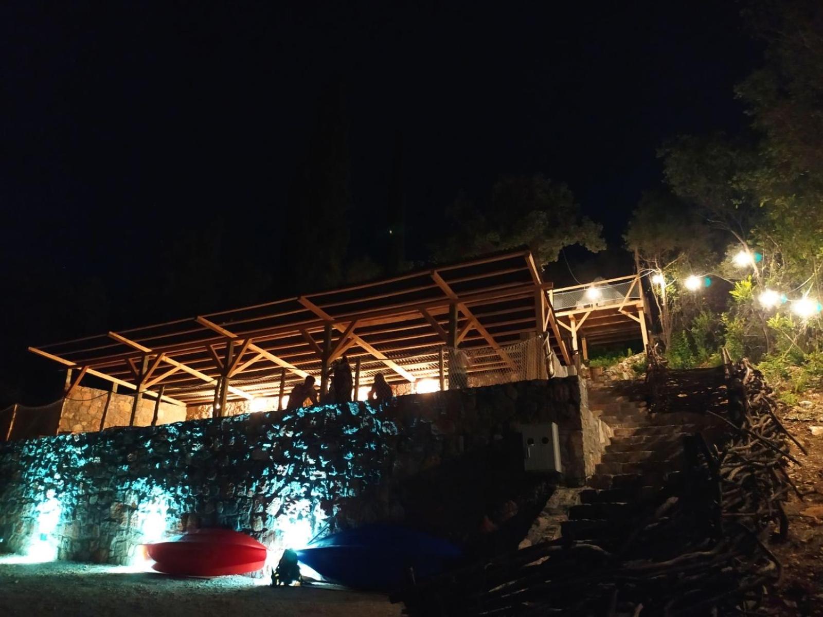 Photo 47
