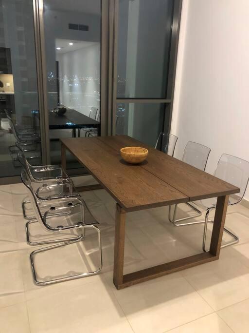 New apartment with direct access to Dubai Mall