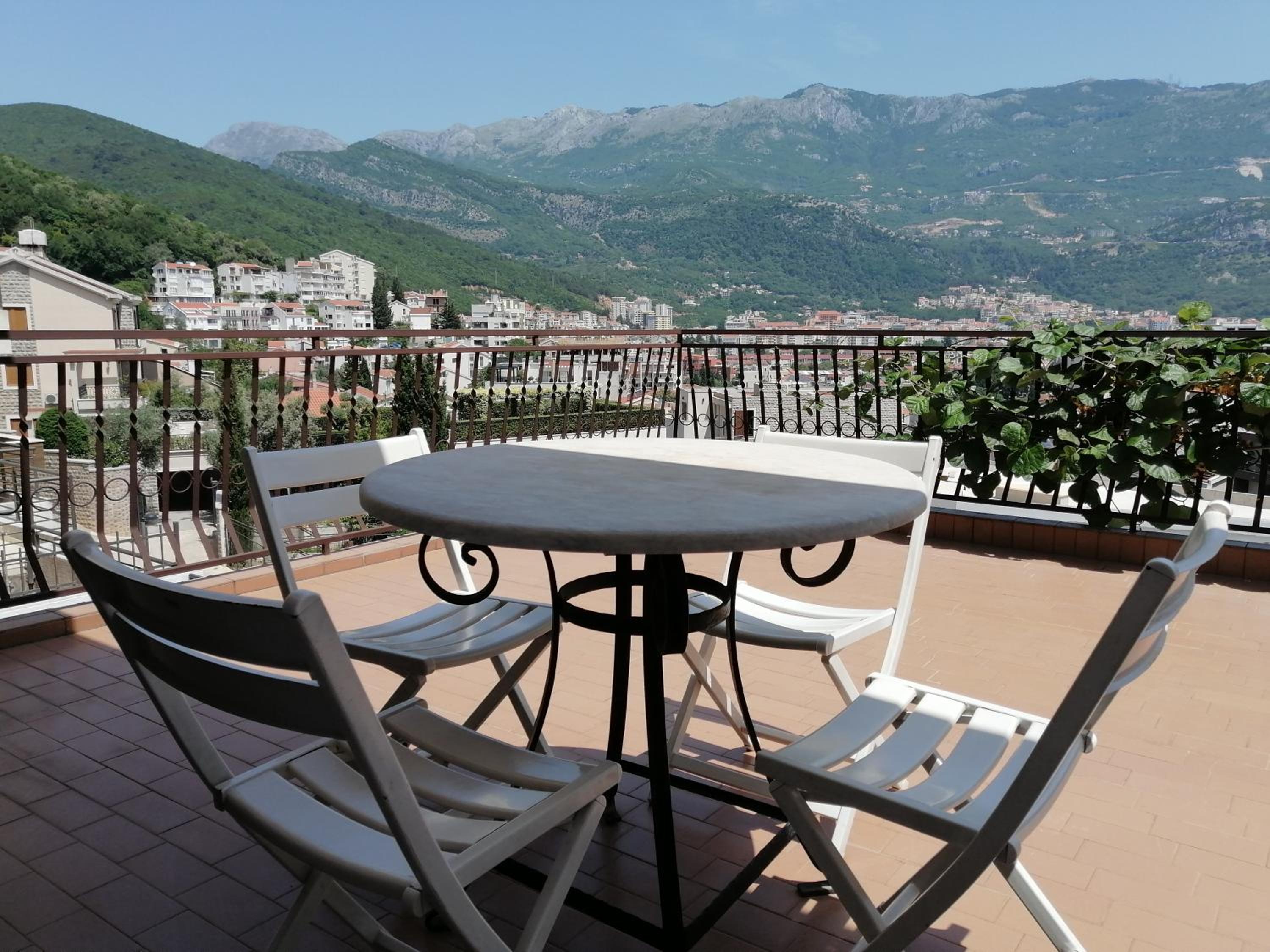 Lovely apartment with big terrace in Budva photo 1