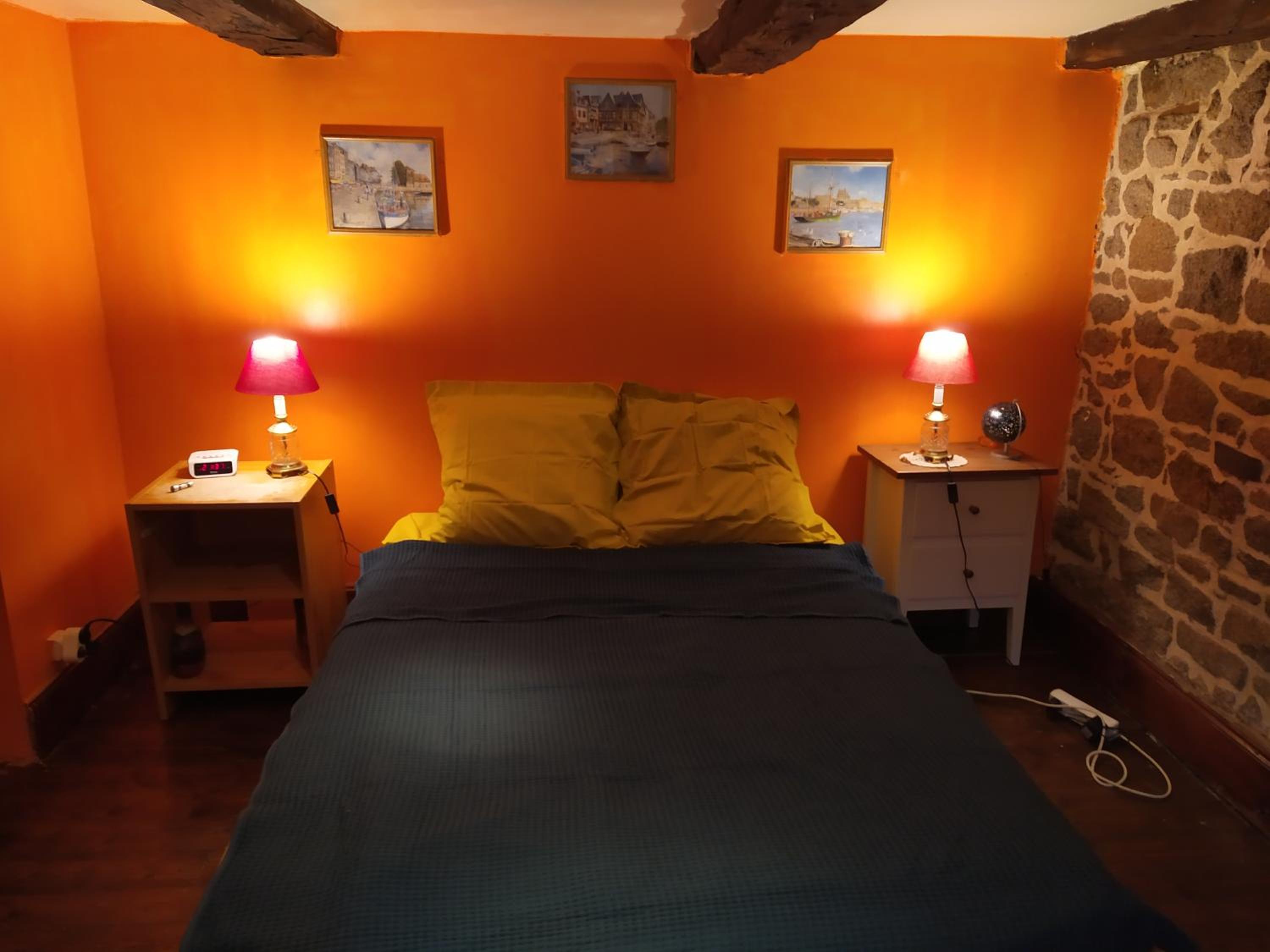 maison en granit bleue view 4