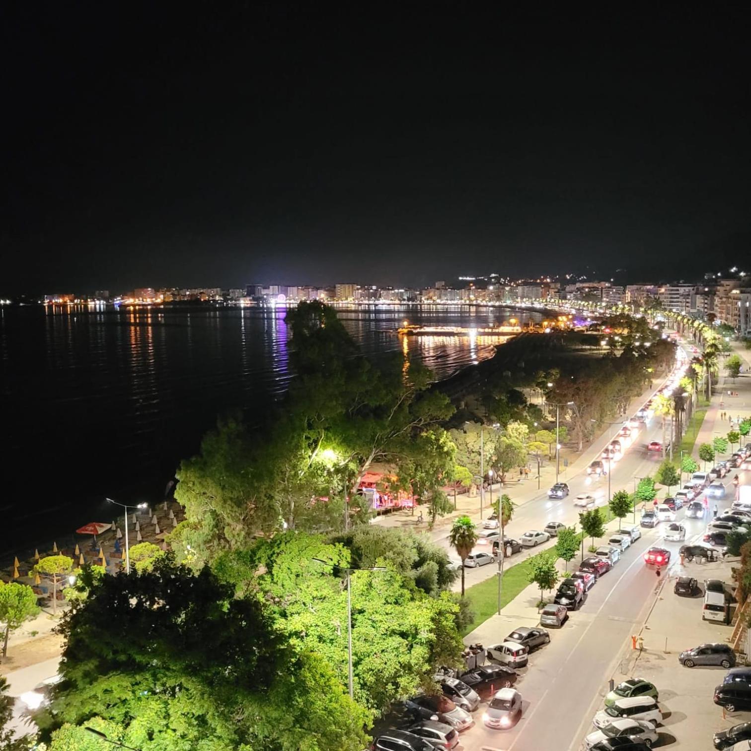 Vlora Seaside Apartment photo 1