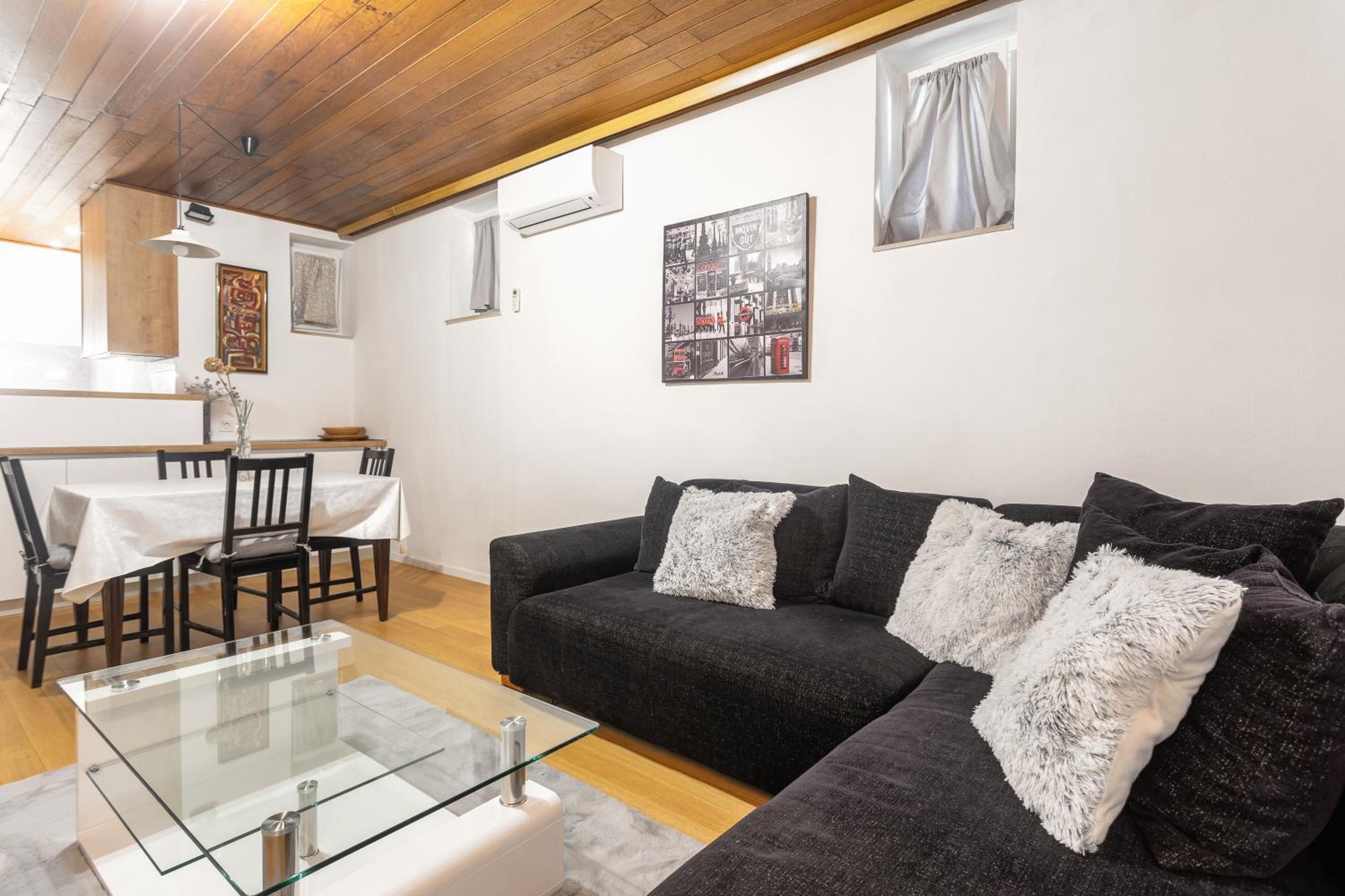 Viktor apartment photo 5