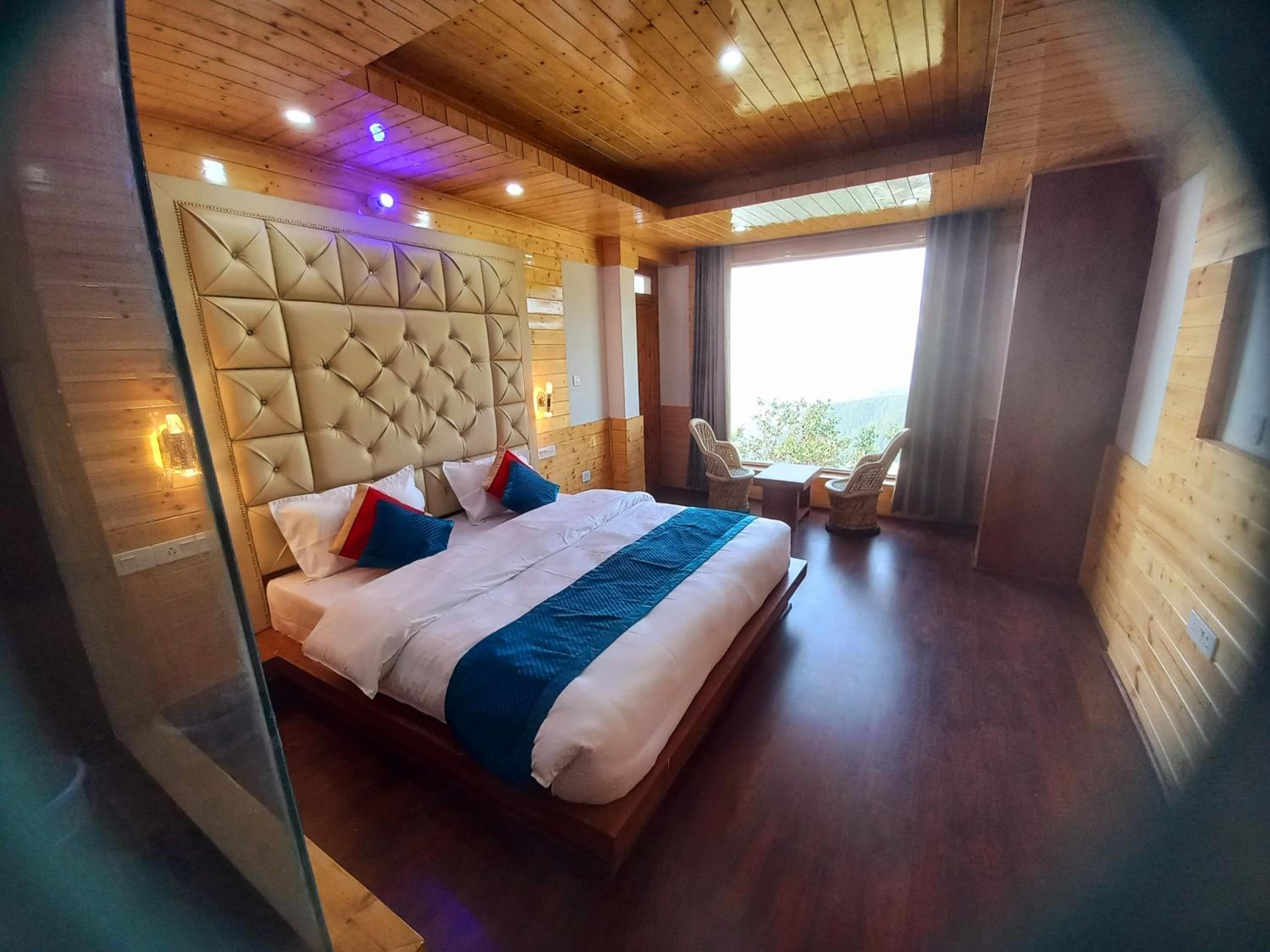 Humble Holiday Inn Kufri Simla