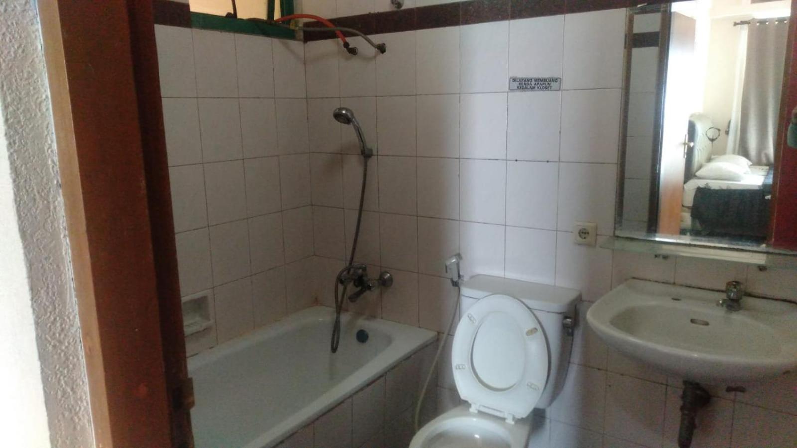 Graha Cempaka mas apartemen view 3