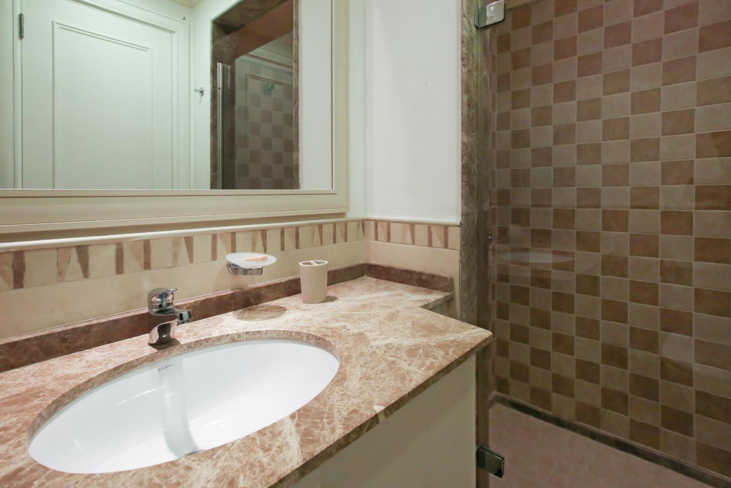 Victory Heights - 4BR Villa with Private Pool - Allsopp&Allsopp