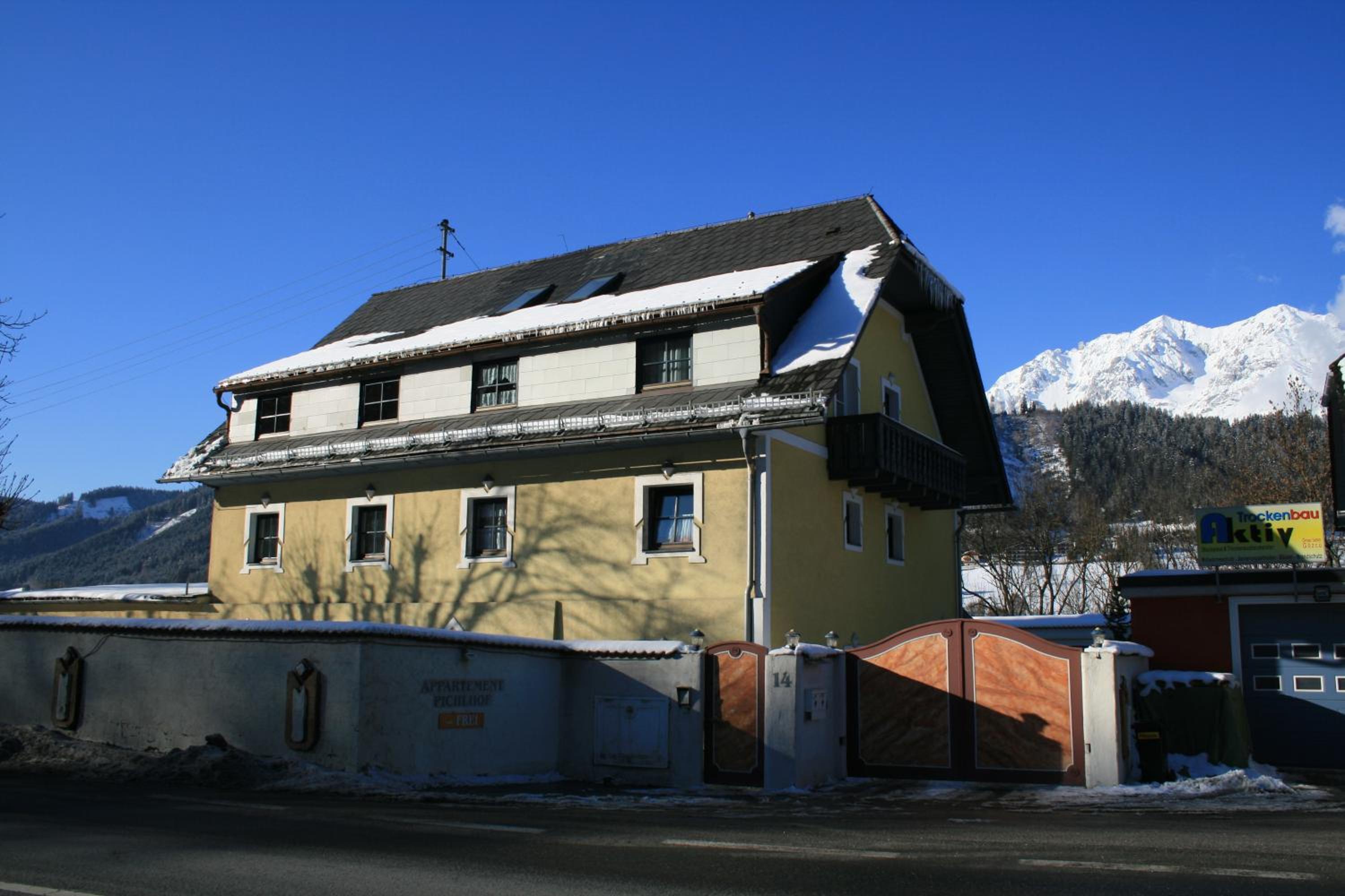 Pichlhof Apartments - Comfort Near Planai