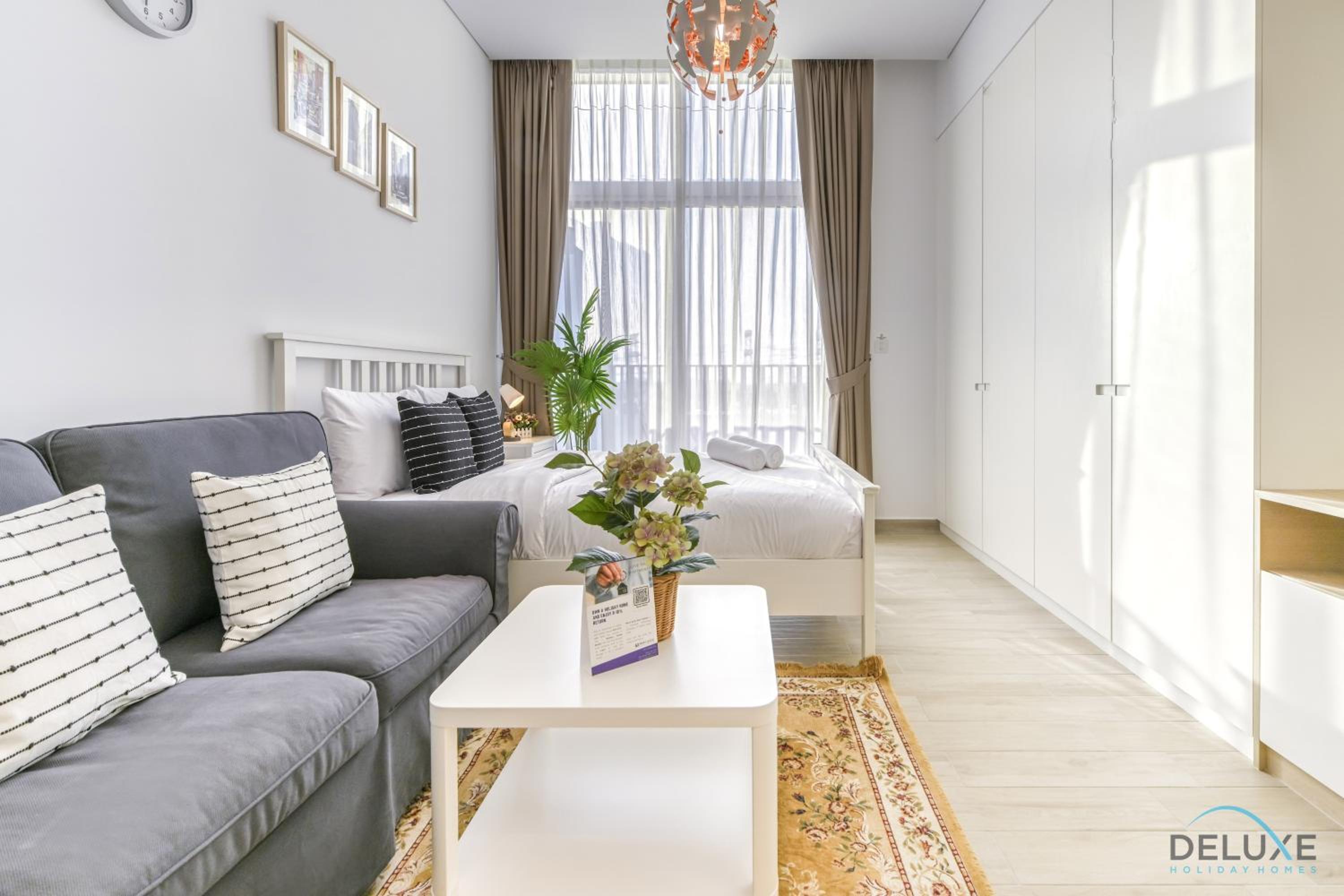 Cheerful Studio at Belgravia Tower JVC by Deluxe Holiday homes