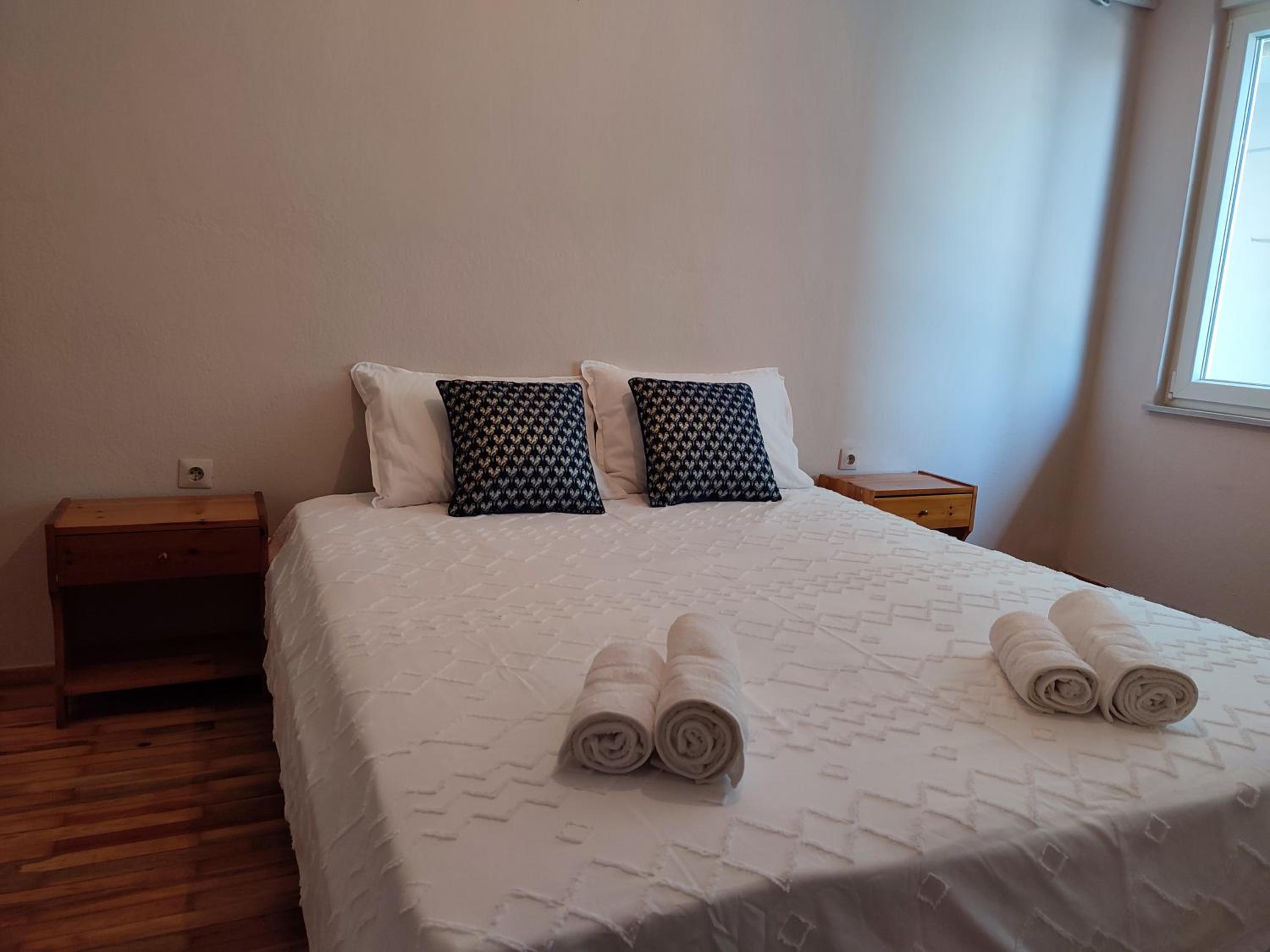 Emme Central - spacious apartment view 3
