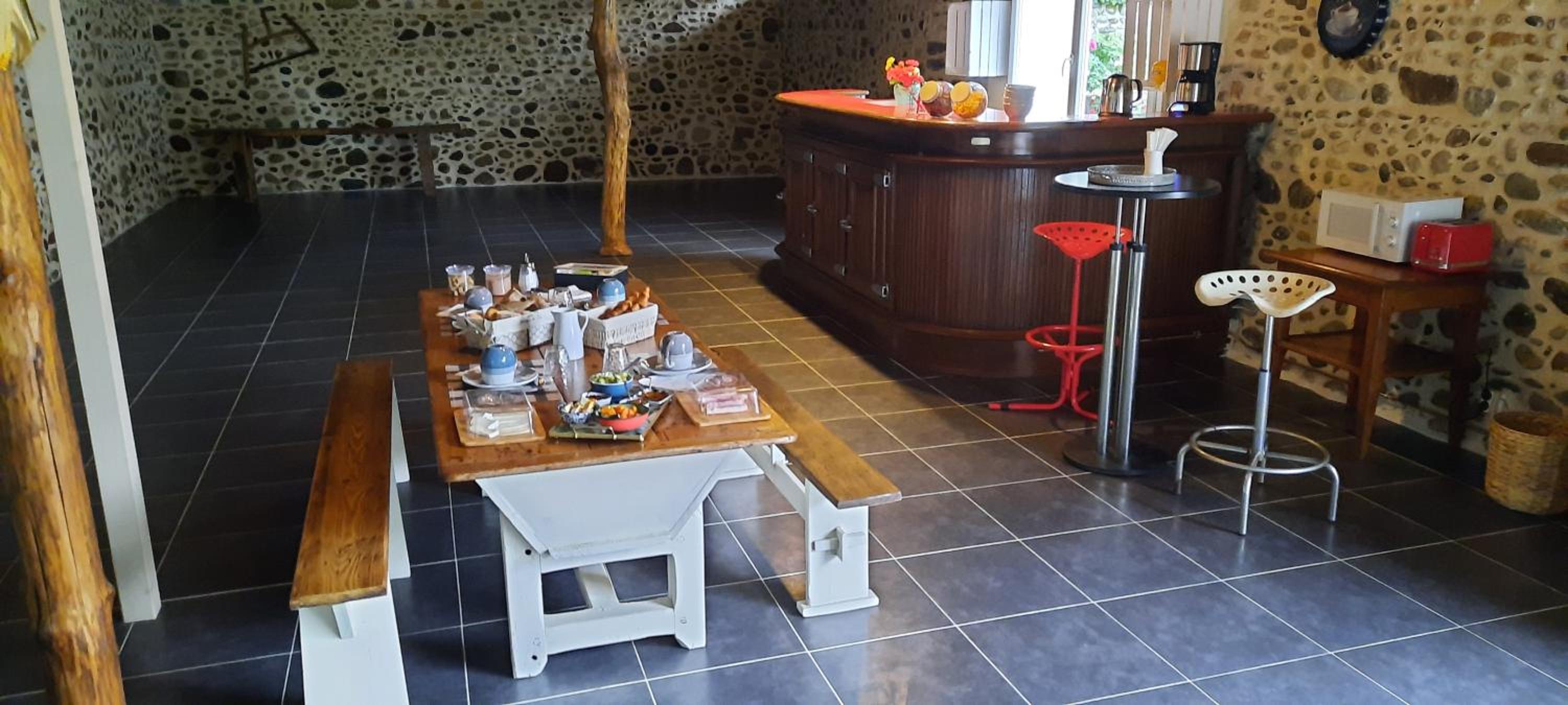 La Ferme aux Fleurs view 3