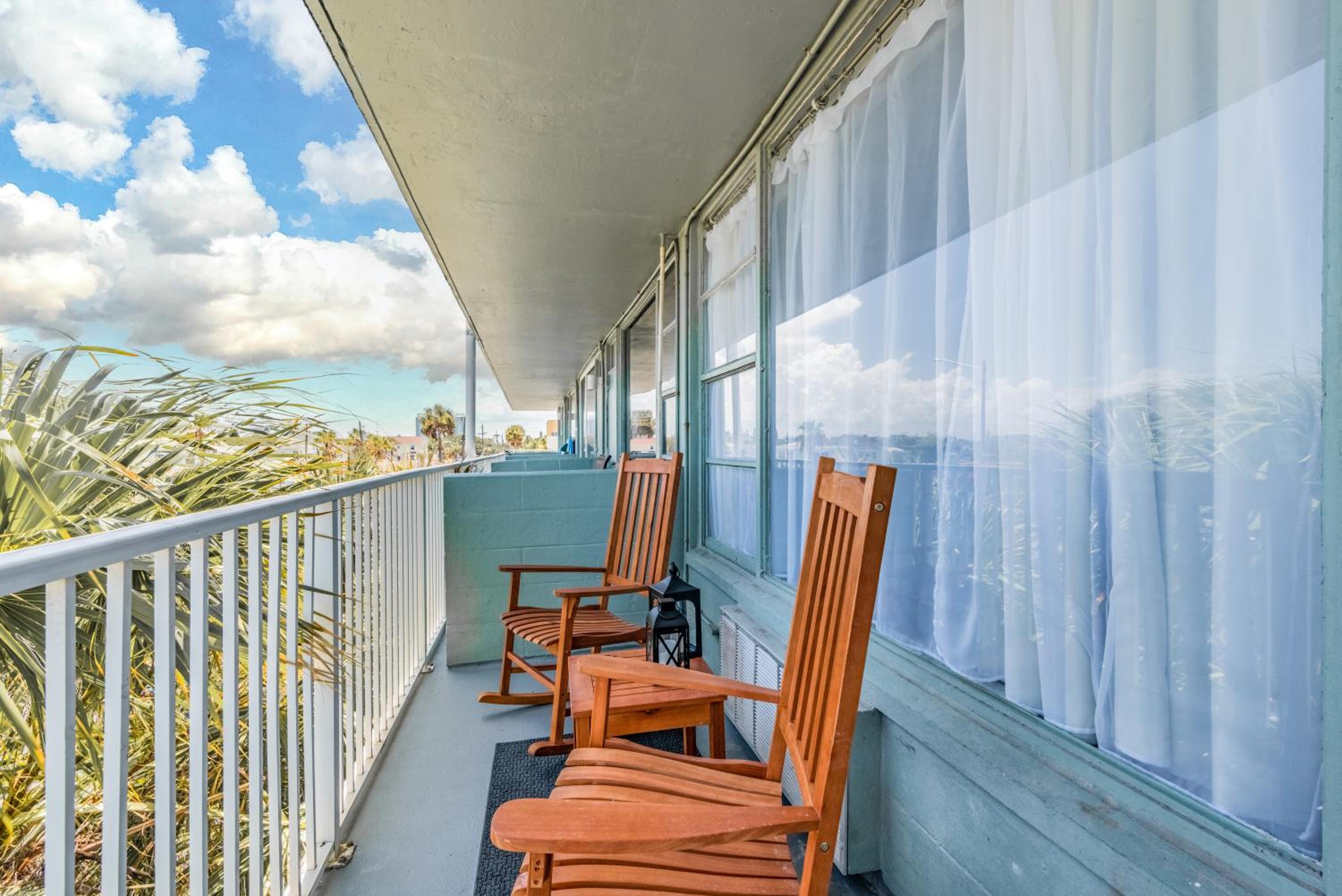 Newly Renovated Oceanfront Studio w/ Balcony - Daytona Beach view 2