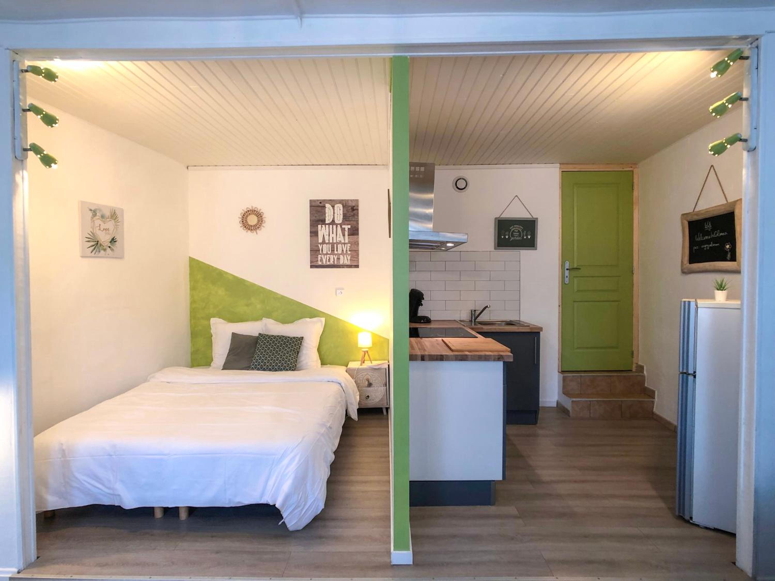 The downtown cosy apartments